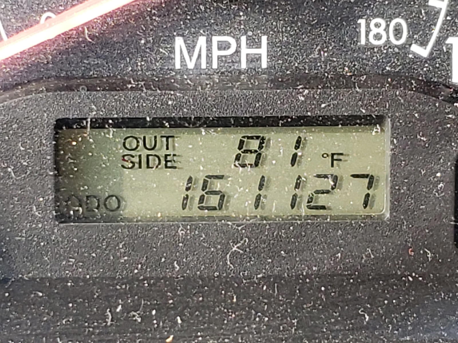 Photo 8 from auction – 2005 TOYOTA COROLLA CE with VIN 2T1BR32E05C443383