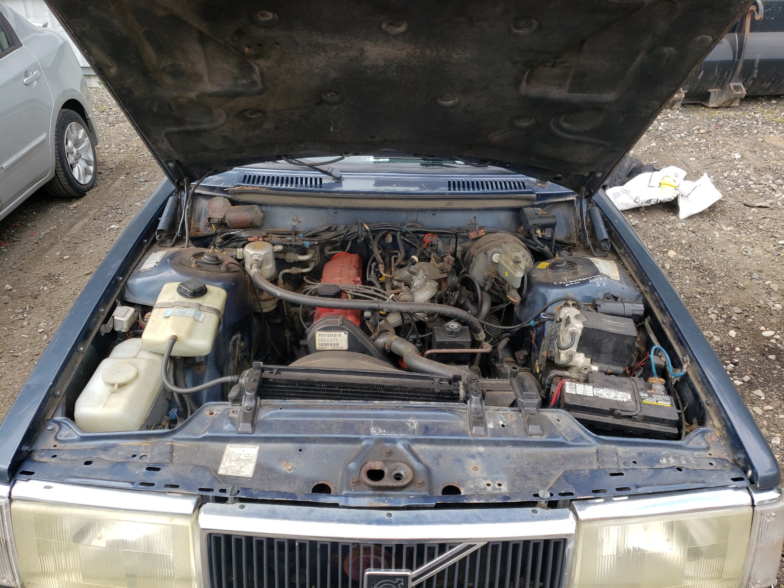 Photo 7 from auction – 1993 VOLVO 240 with VIN YV1AW8808P1948232