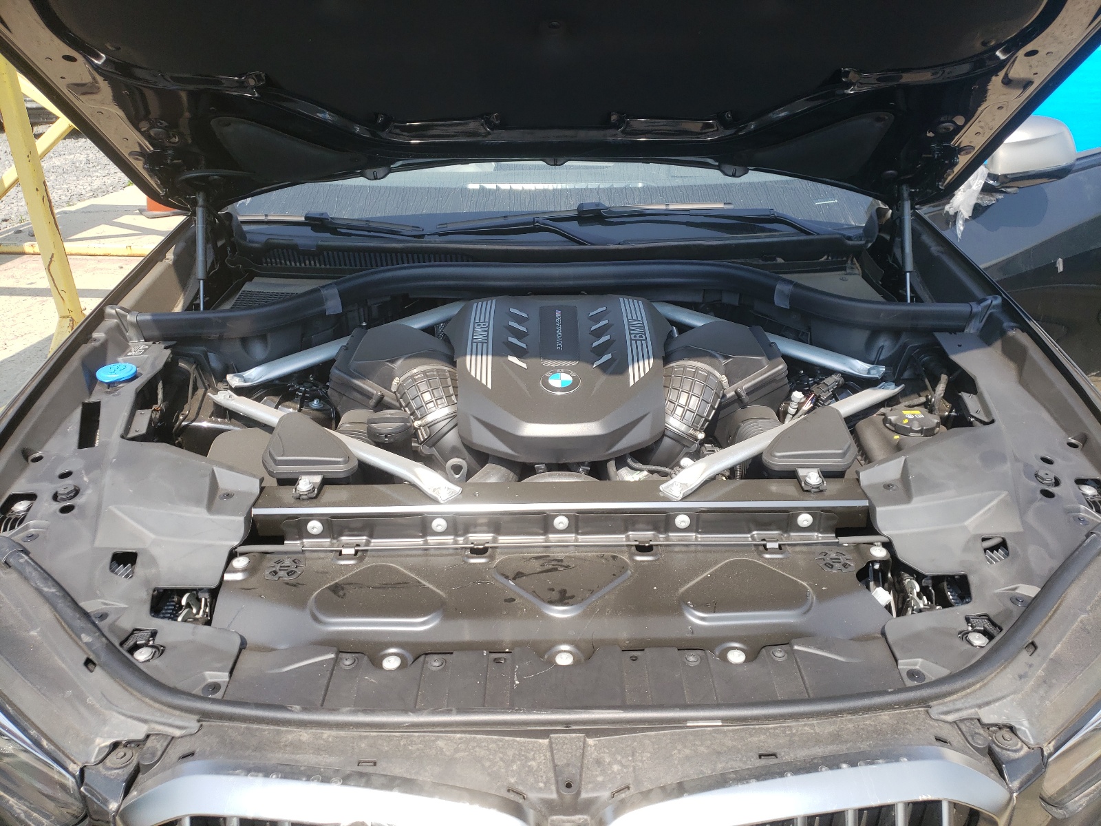 Photo 7 from auction – 2021 BMW X5 M50I with VIN 5UXJU4C04M9F09197