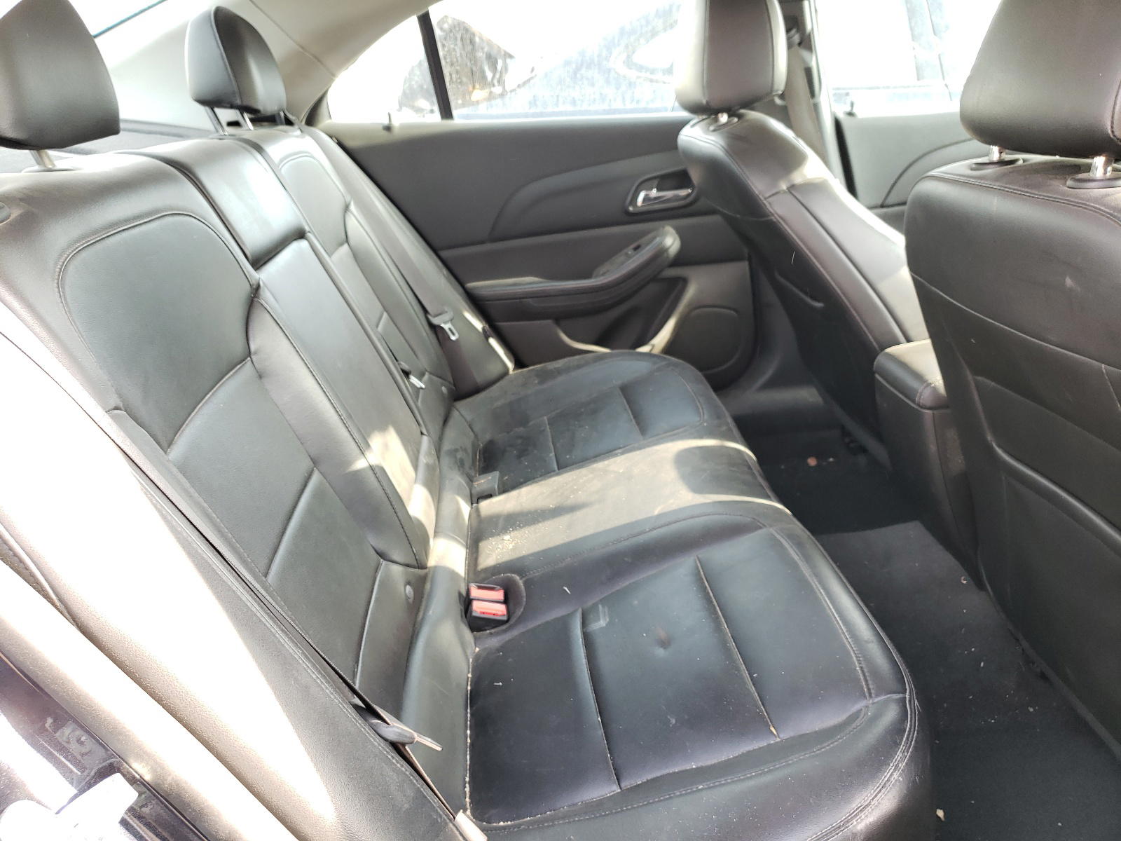 Photo 6 from auction – 2016 CHEVROLET MALIBU LIM with VIN 1G11E5SA3GU144775