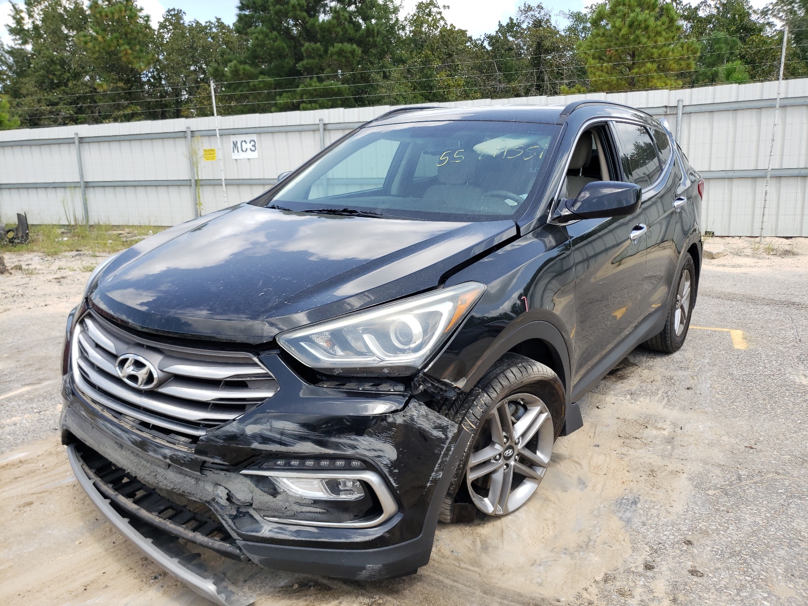 Photo 2 from auction – 2017 HYUNDAI SANTA FE S with VIN 5NMZU3LBXHH031956