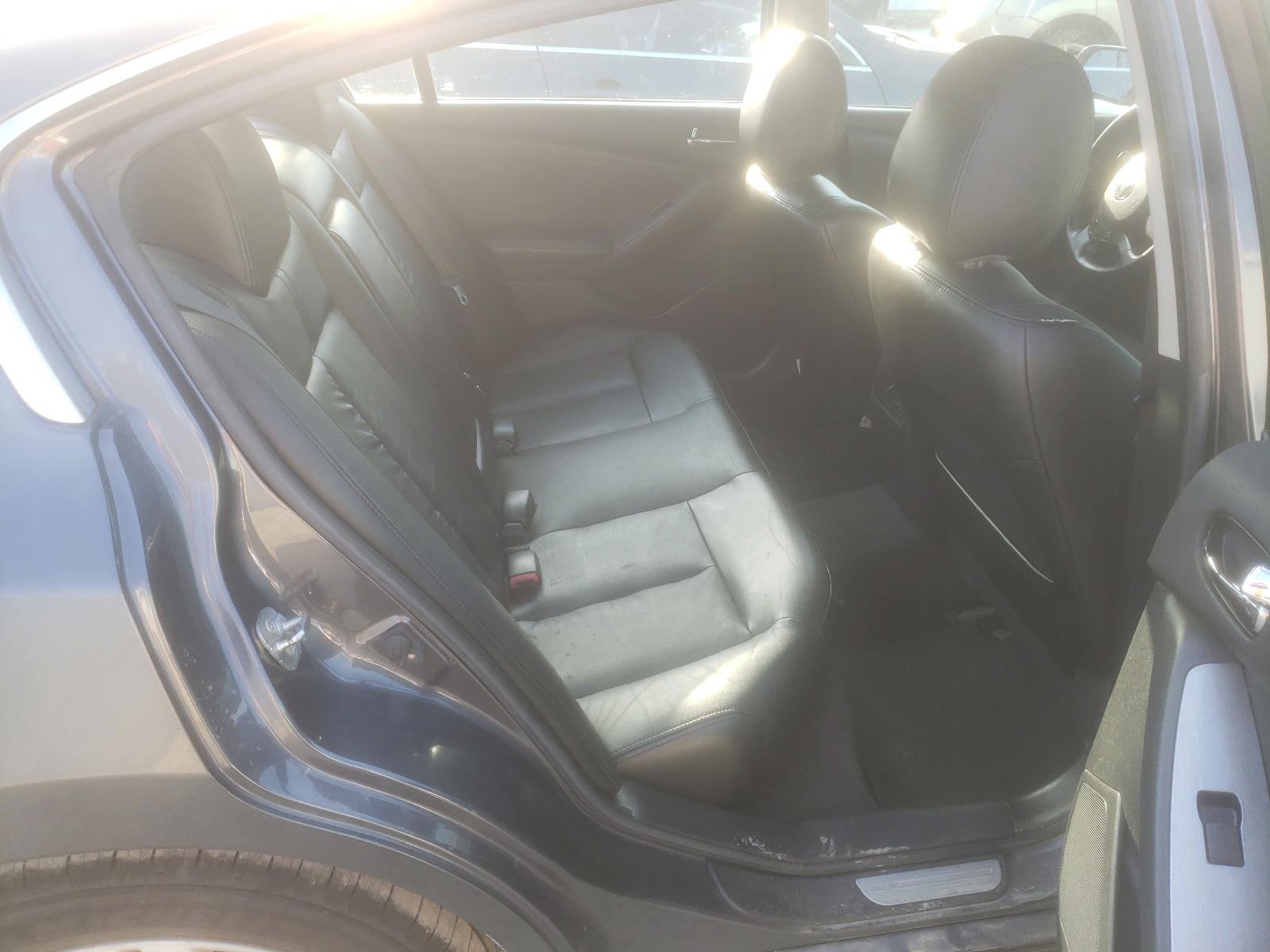 Photo 6 from auction – 2011 NISSAN ALTIMA SR with VIN 1N4BL2AP4BC178413