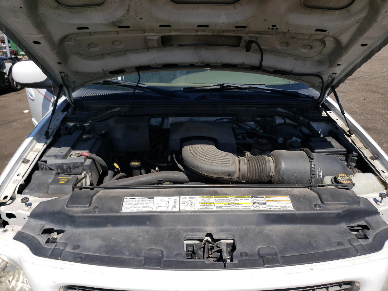 Photo 7 from auction – 1998 FORD EXPEDITION with VIN 1FMPU18L2WLA24083