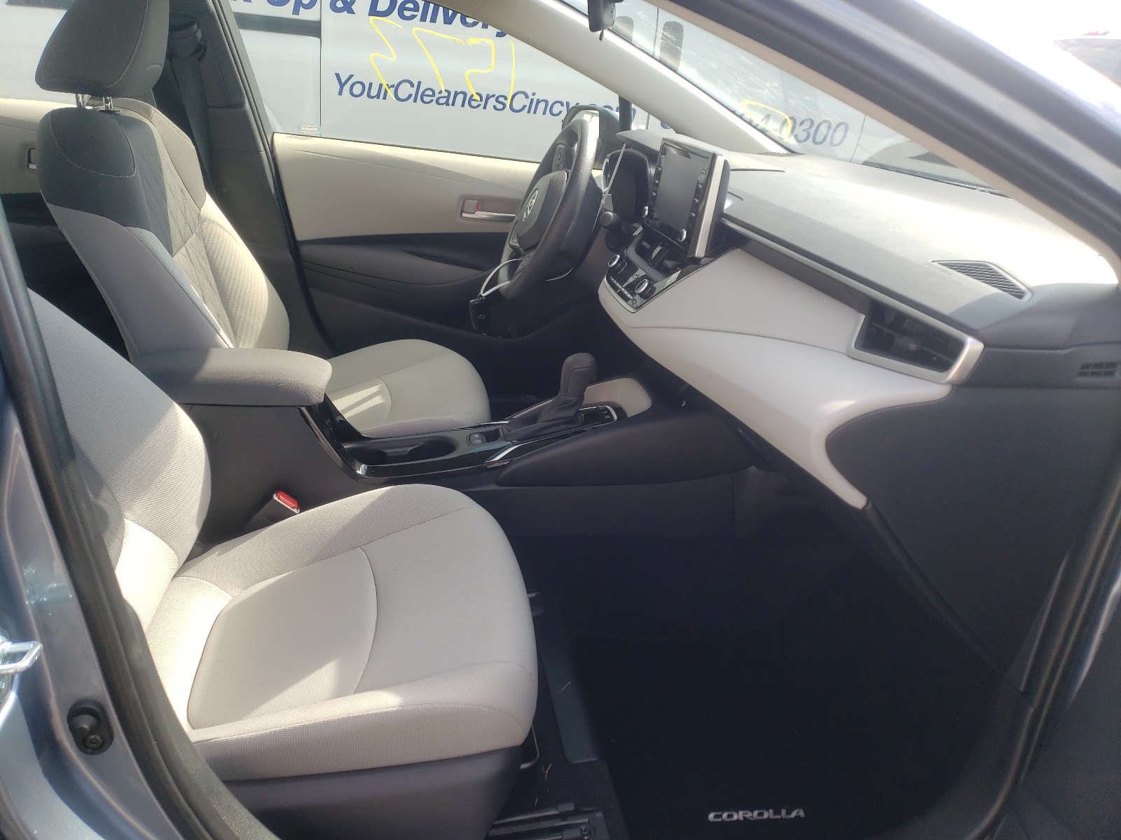 Photo 5 from auction – 2021 TOYOTA COROLLA LE with VIN JTDEAMDE1MJ021519