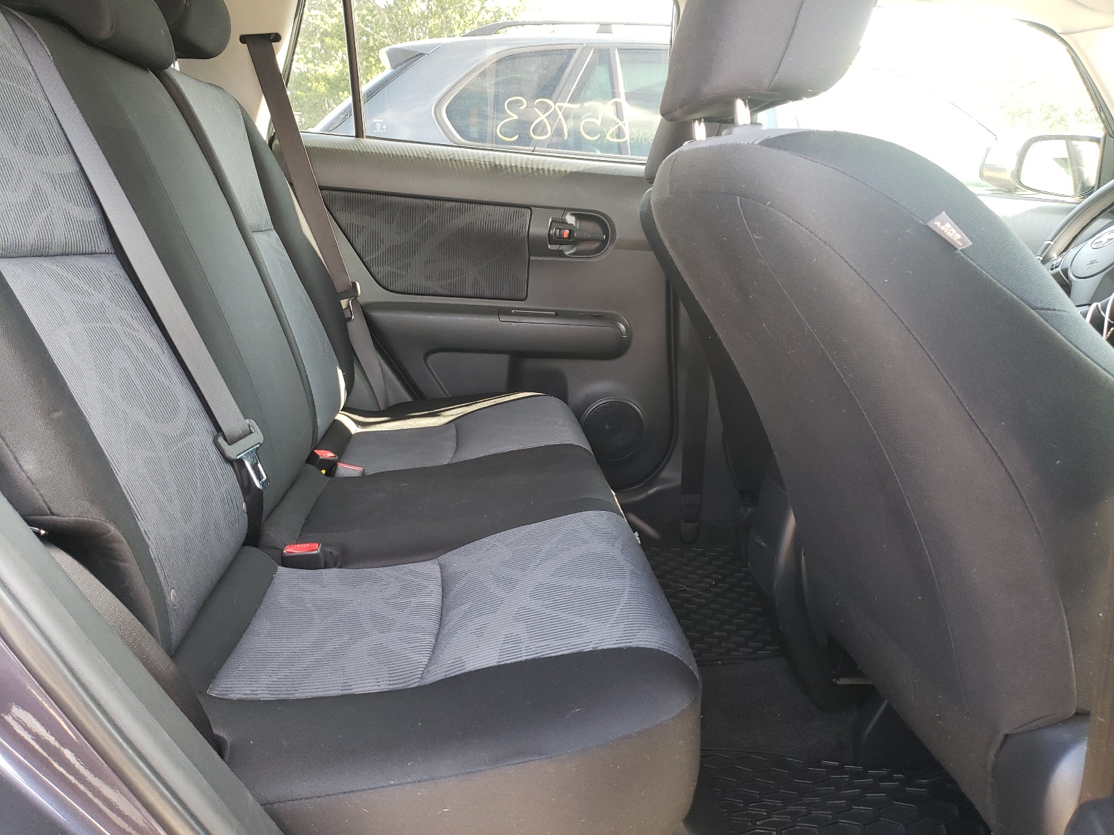 Photo 6 from auction – 2012 TOYOTA SCION XB with VIN JTLZE4FE4CJ013470