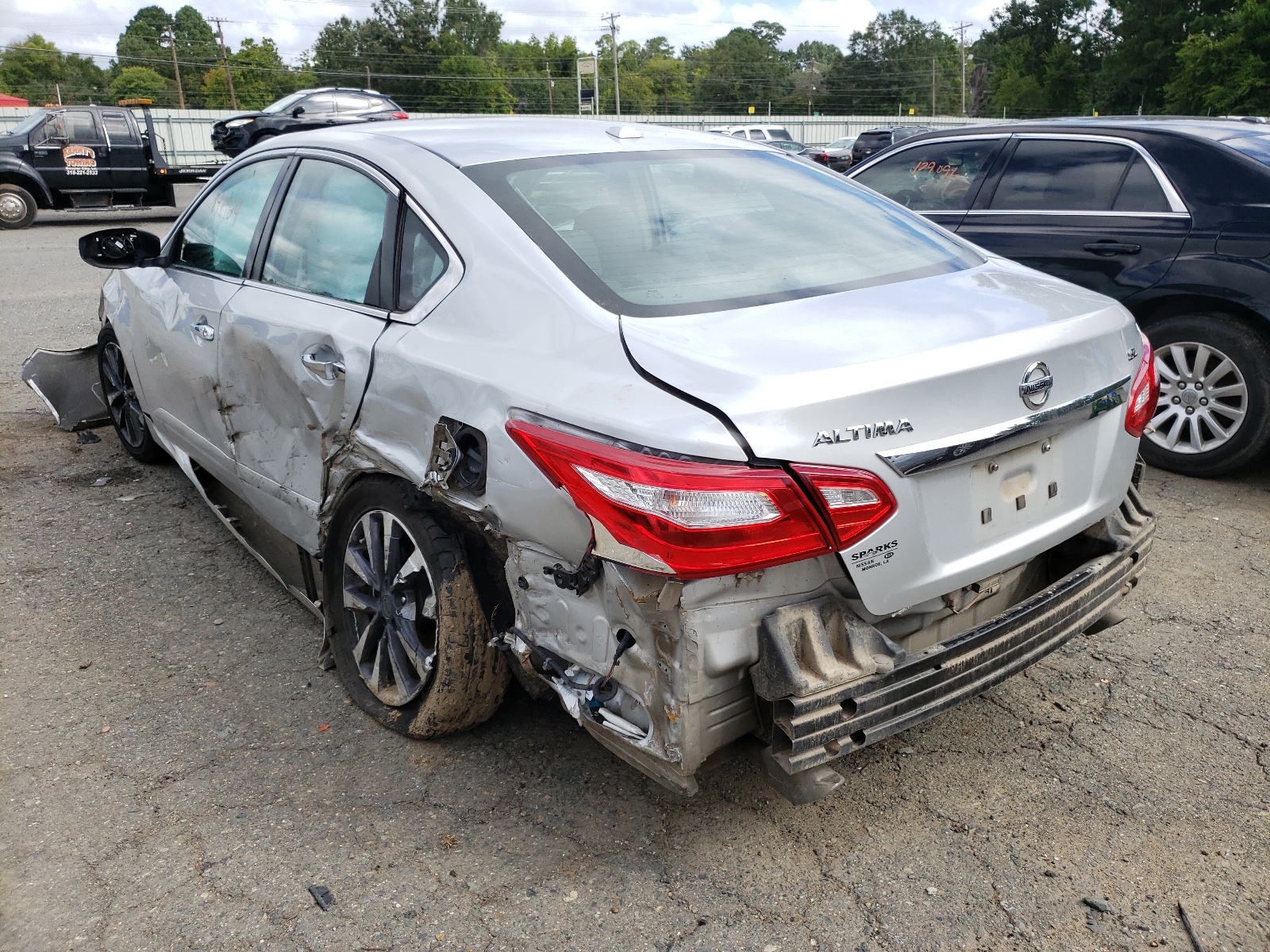 Photo 3 from auction – 2016 NISSAN ALTIMA 2.5 with VIN 1N4AL3AP0GC141691