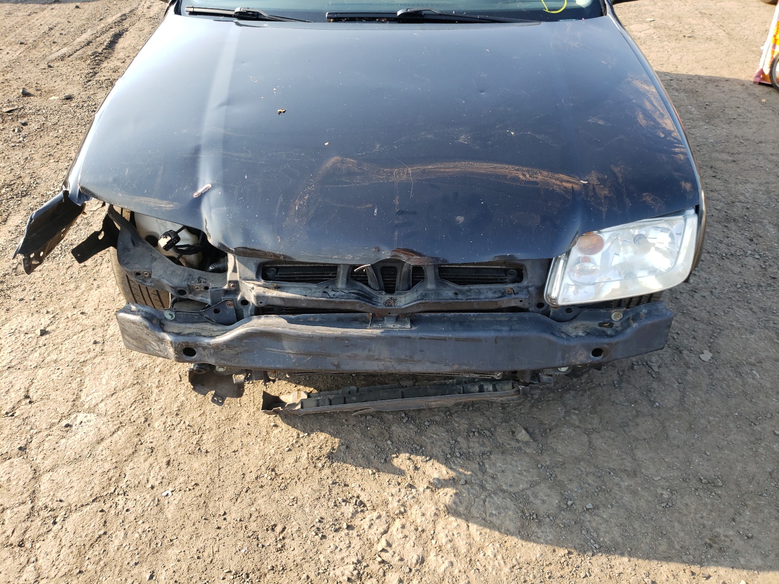 Photo 9 from auction – 2004 VOLKSWAGEN GOLF GL with VIN 9BWFL61J544016985