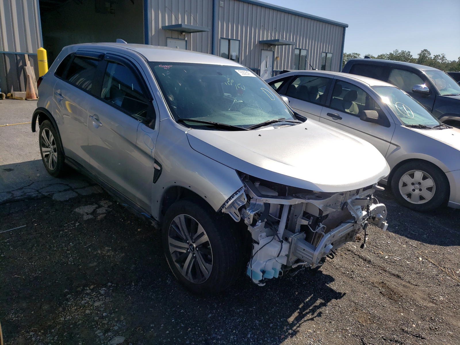 MITSUBISHI OUTLANDER 2020 with VIN JA4AR3AU5LU027733 - Photo from auction