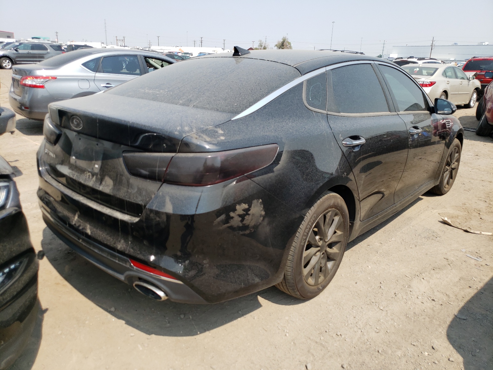Photo 4 from auction – 2017 KIA OPTIMA LX with VIN 5XXGT4L39HG120697