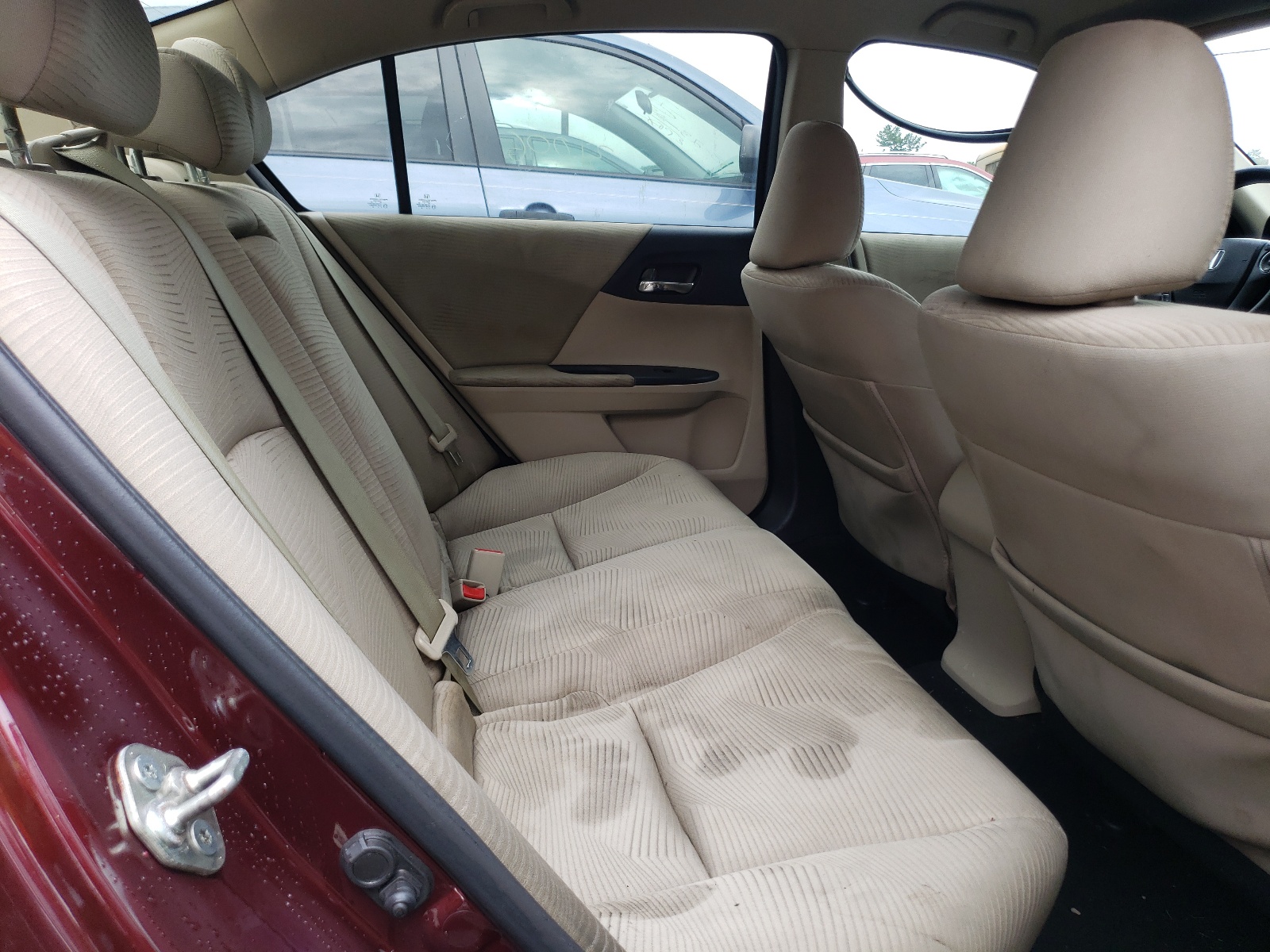 Photo 6 from auction – 2014 HONDA ACCORD LX with VIN 1HGCR2F35EA094265