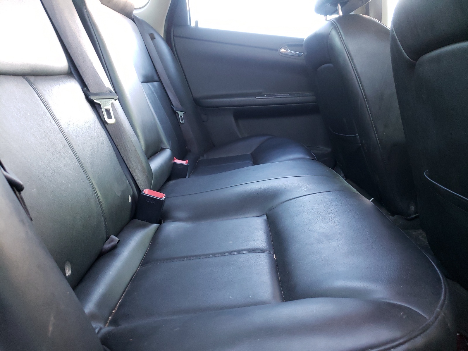 Photo 6 from auction – 2013 CHEVROLET IMPALA LTZ with VIN 2G1WC5E36D1139747