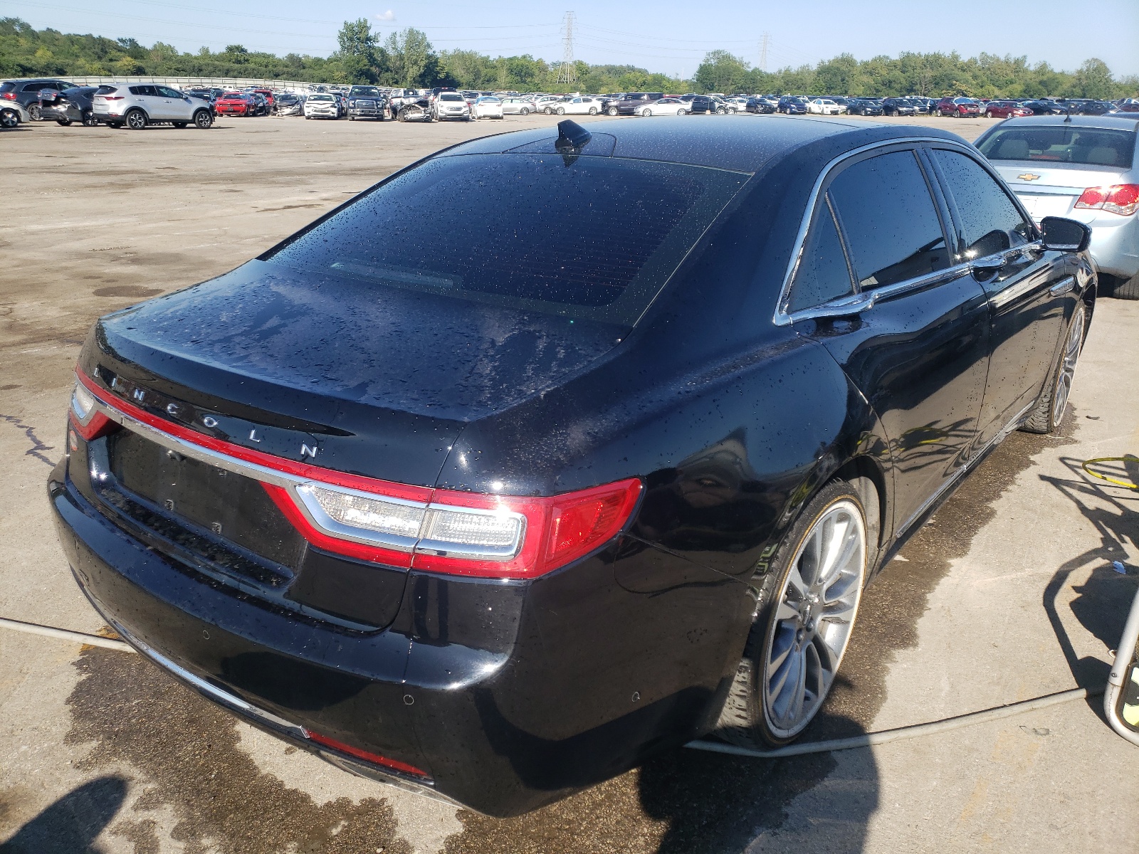 Photo 4 from auction – 2018 LINCOLN CONTINENTA with VIN 1LN6L9TP7J5601856