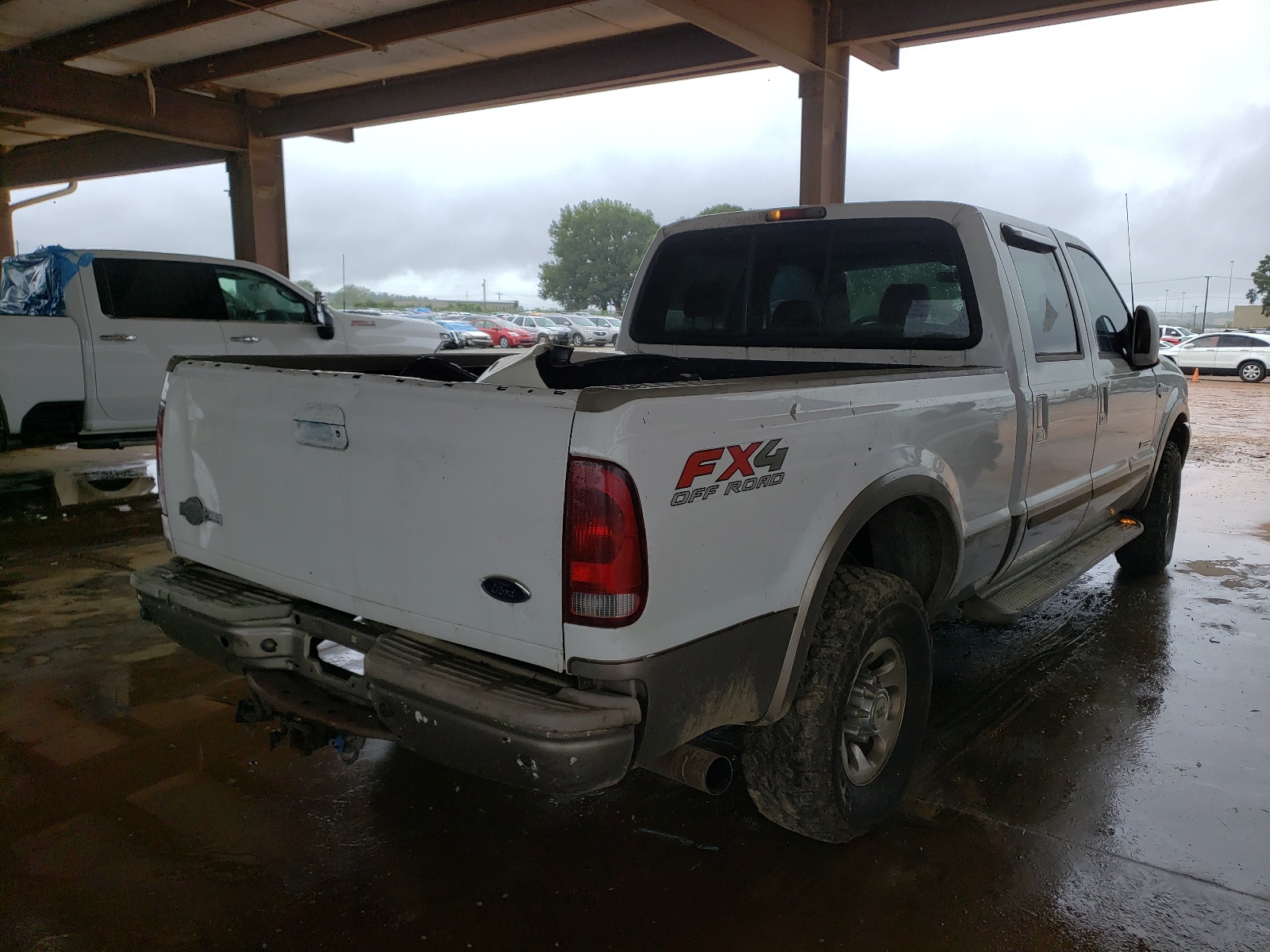 Photo 4 from auction – 2003 FORD F250 SUPER with VIN 1FTNW21P23ED57263