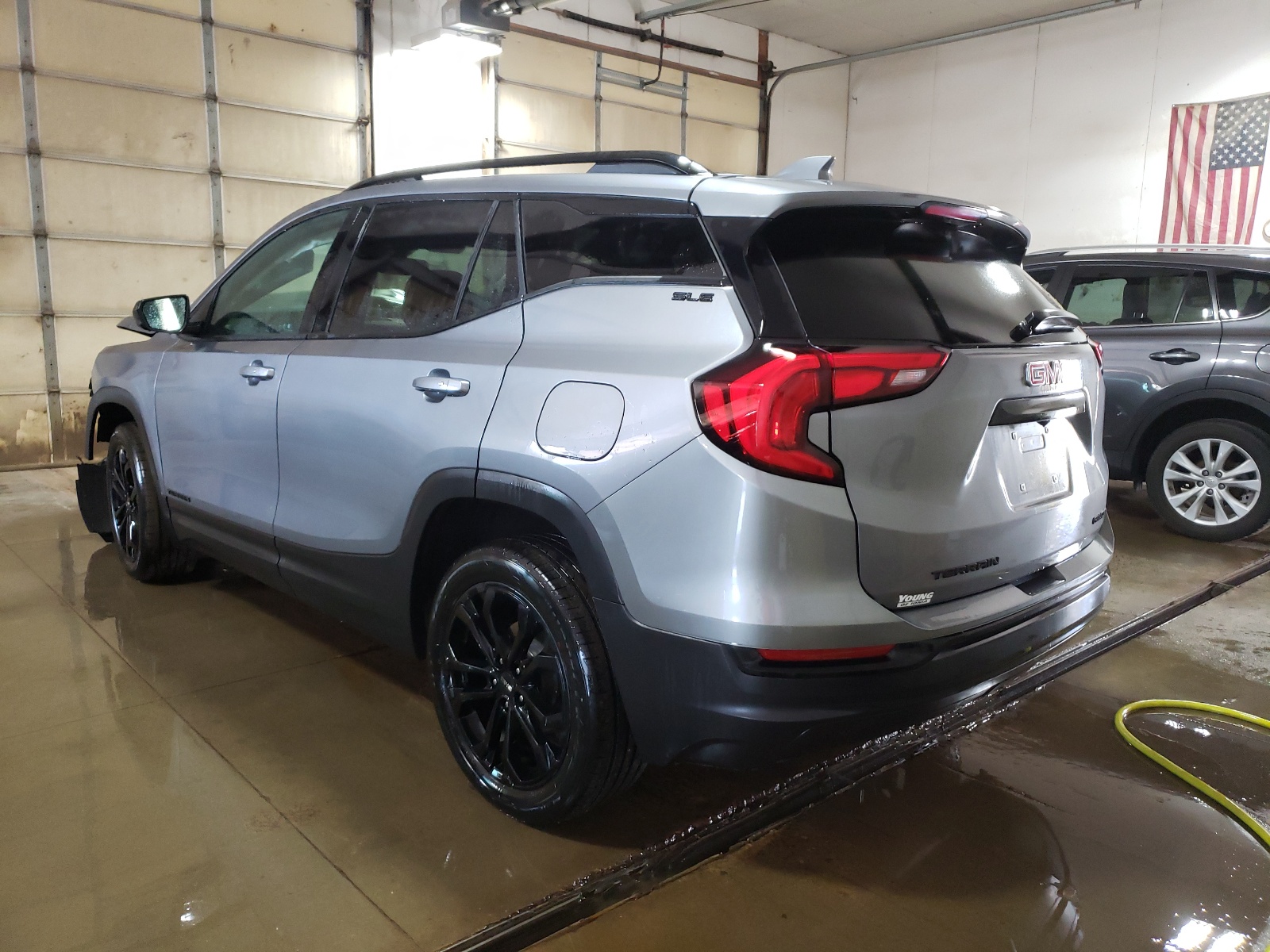 Photo 3 from auction – 2020 GMC TERRAIN SL with VIN 3GKALTEV8LL212514