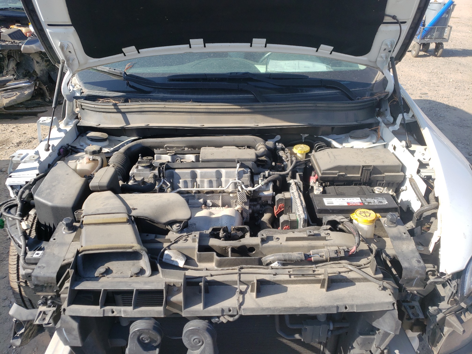 Photo 7 from auction – 2016 JEEP CHEROKEE L with VIN 1C4PJLCB2GW328845
