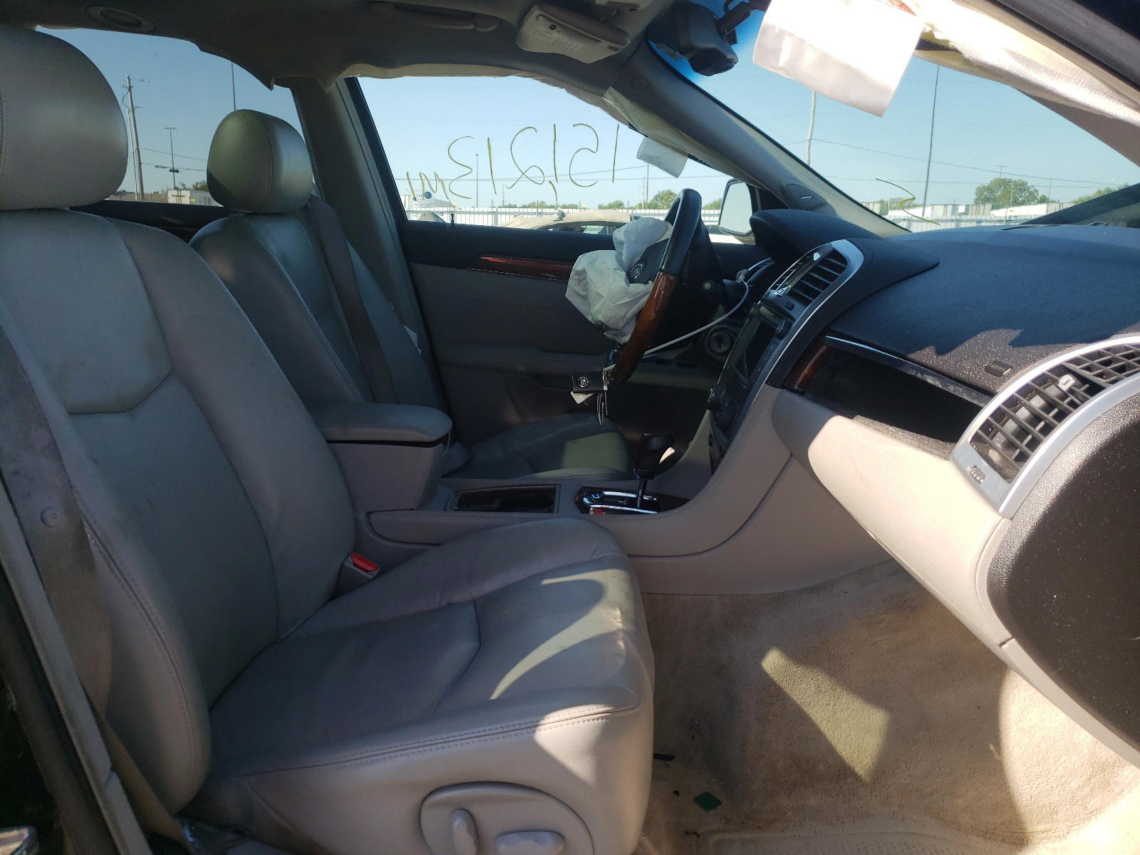 Photo 5 from auction – 2009 CADILLAC SRX with VIN 1GYEE437390106828