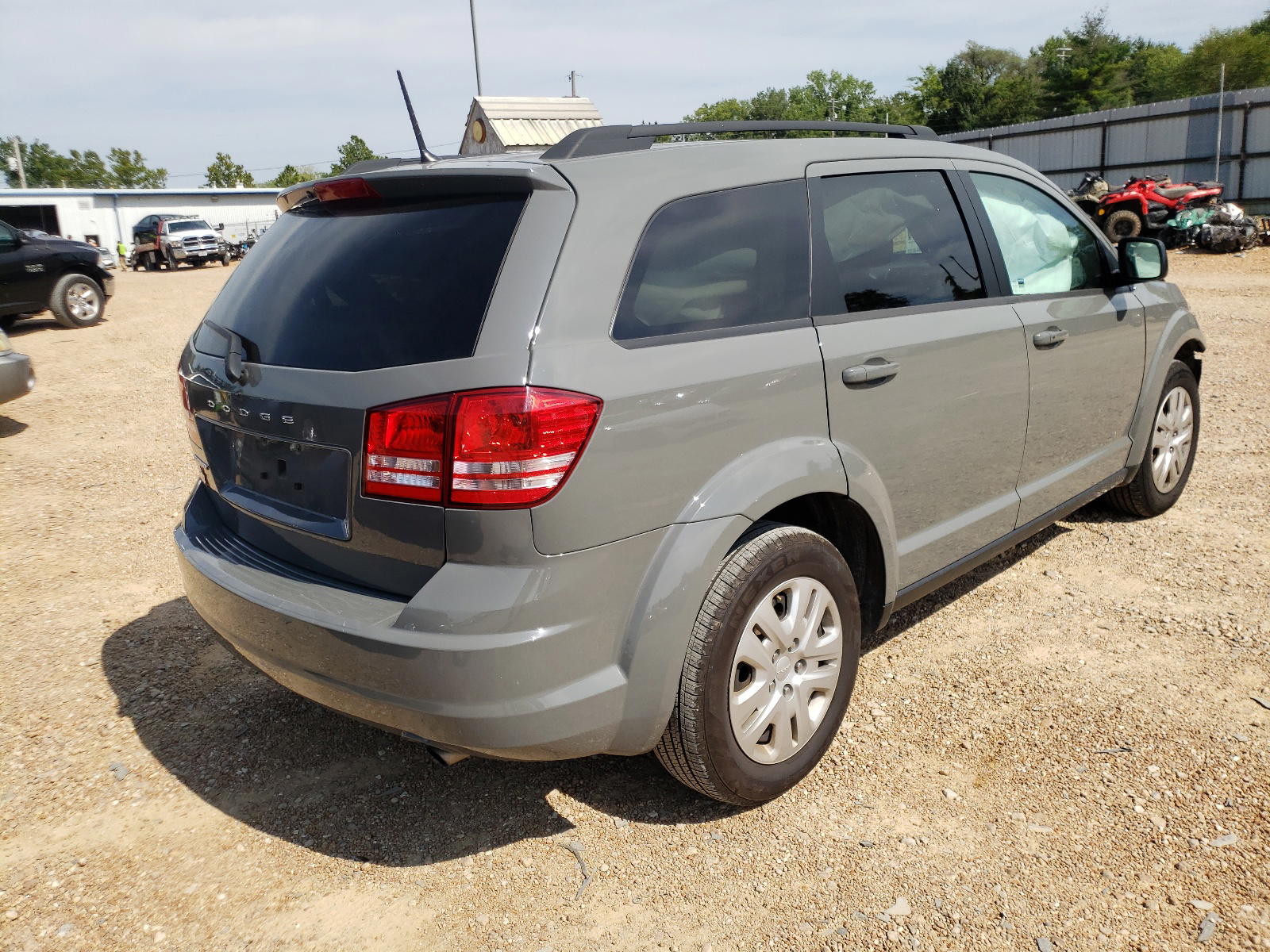 Photo 4 from auction – 2019 DODGE JOURNEY SE with VIN 3C4PDCAB9KT873367