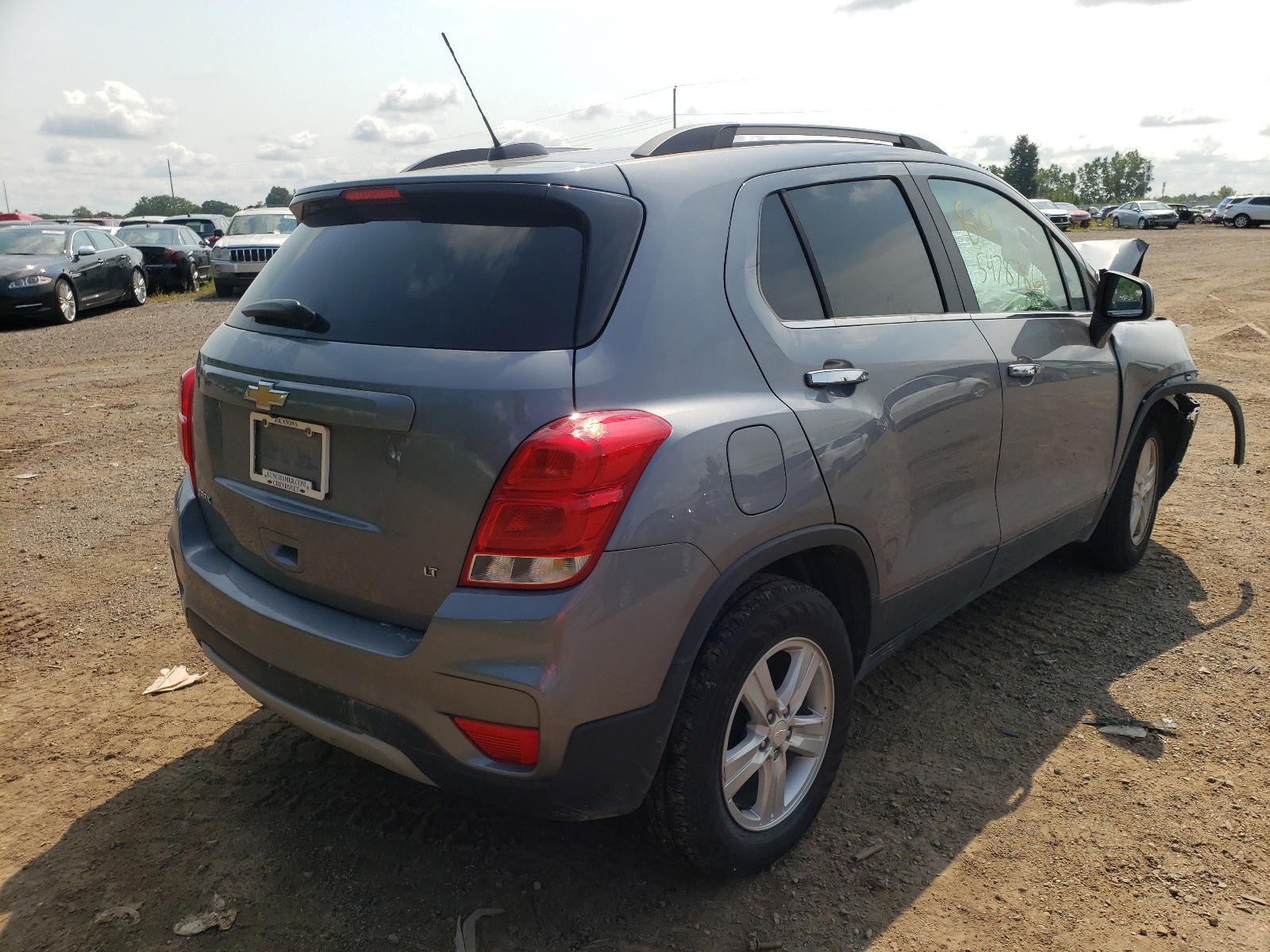 Photo 4 from auction – 2020 CHEVROLET TRAX 1LT with VIN 3GNCJLSB6LL143981