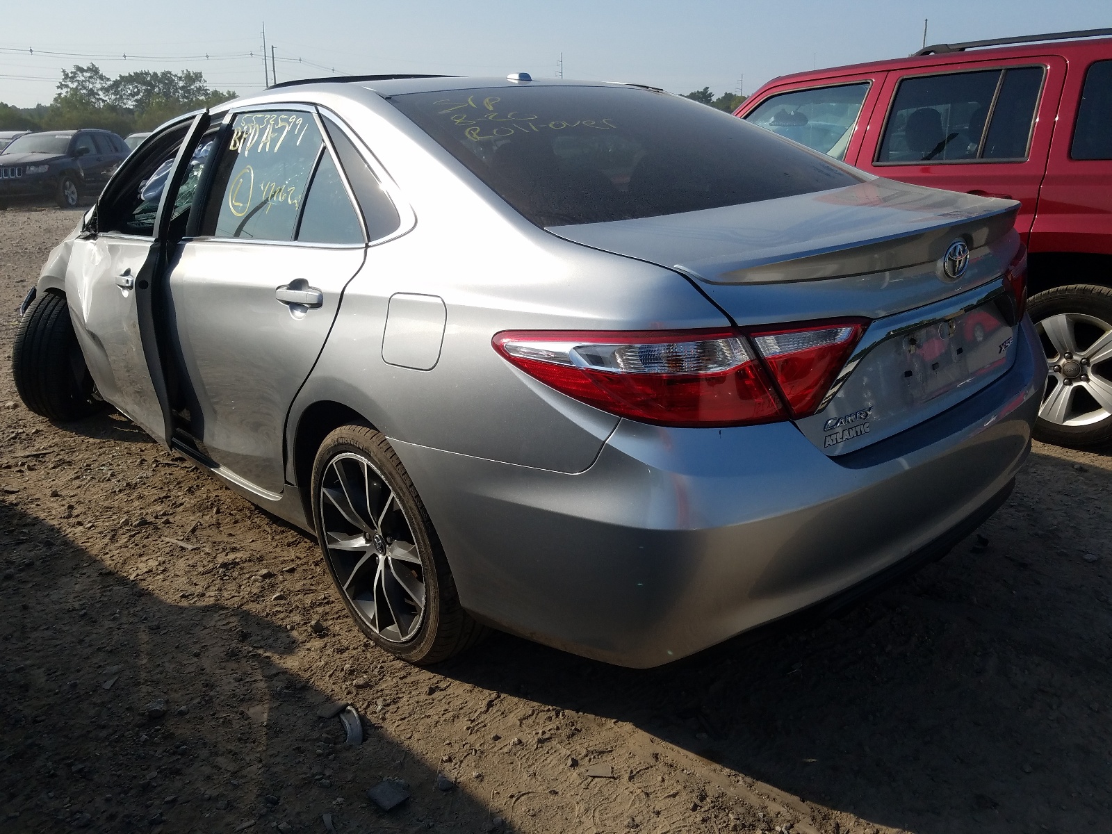 Photo 3 from auction – 2017 TOYOTA CAMRY LE with VIN 4T1BF1FK4HU749809
