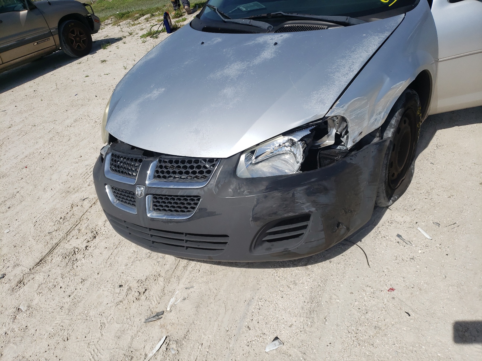 Zdjęcie 18 z aukcji – 2004 DODGE STRATUS SE z VIN 1B3EL36X94N112700
