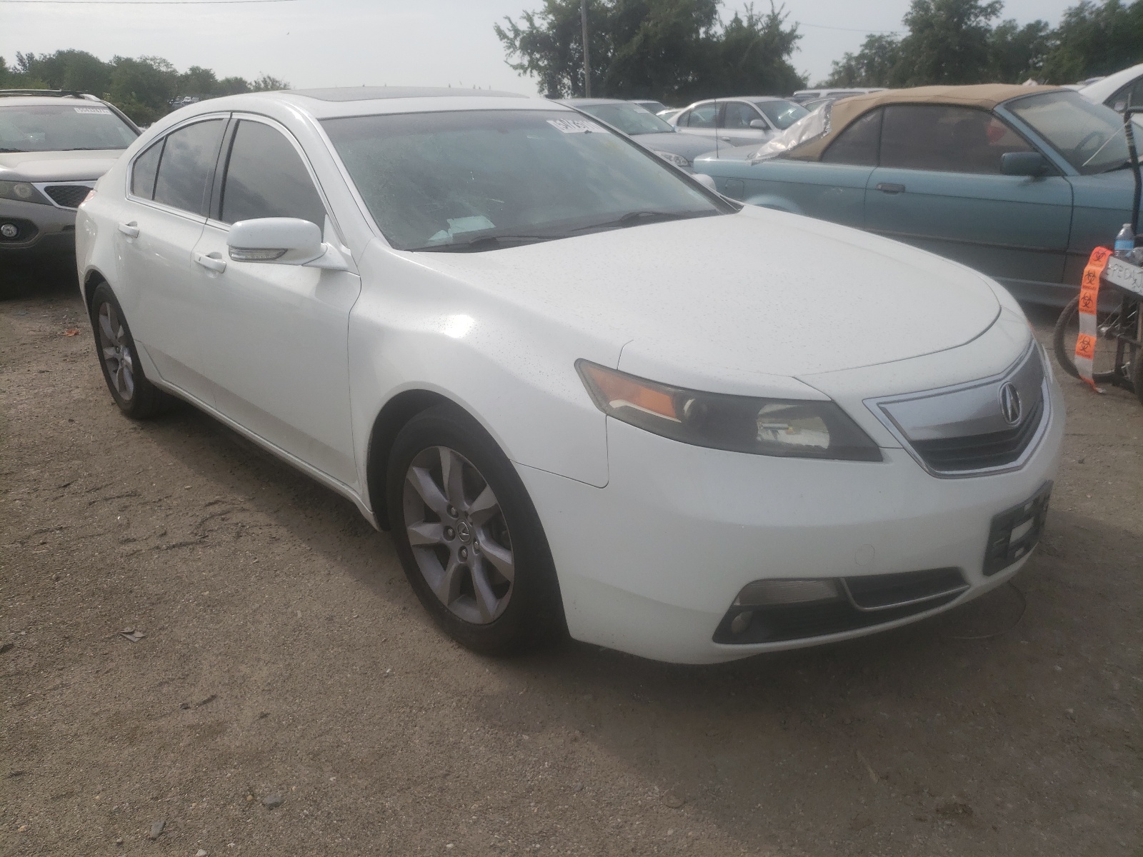 Фото 1 с аукциона – 2013 ACURA TL TECH с VIN 19UUA8F55DA013733