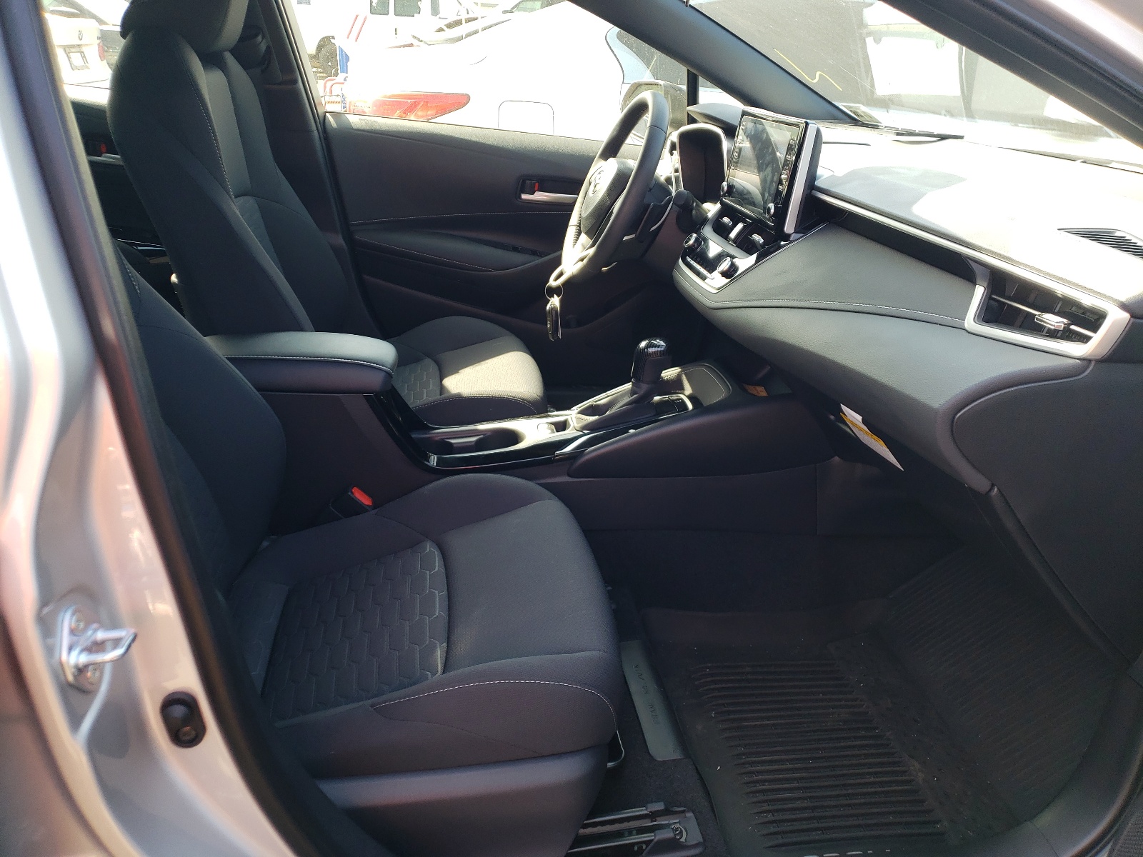Photo 5 from auction – 2021 TOYOTA COROLLA SE with VIN JTND4MBE9M3139386