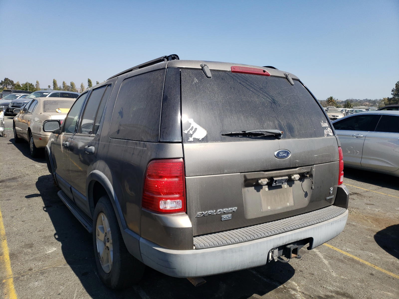 Photo 3 from auction – 2004 FORD EXPLORER with VIN 1FMDU73W93ZA28289