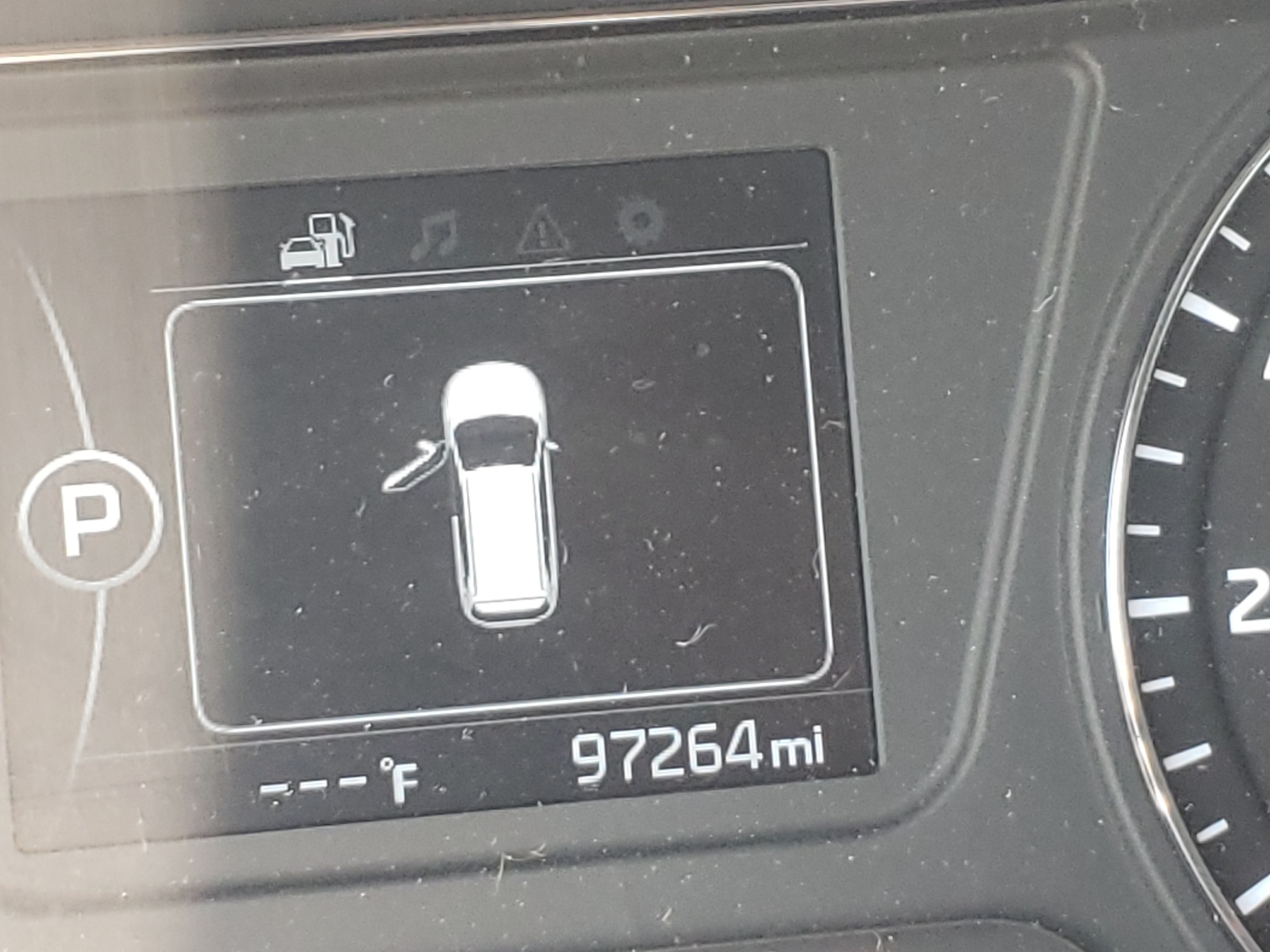 Photo 8 from auction – 2018 KIA SORENTO LX with VIN 5XYPGDA53JG405504