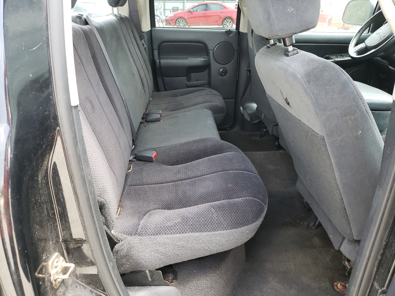Photo 6 from auction – 2004 DODGE RAM 1500 S with VIN 1D7HA18N04S758782