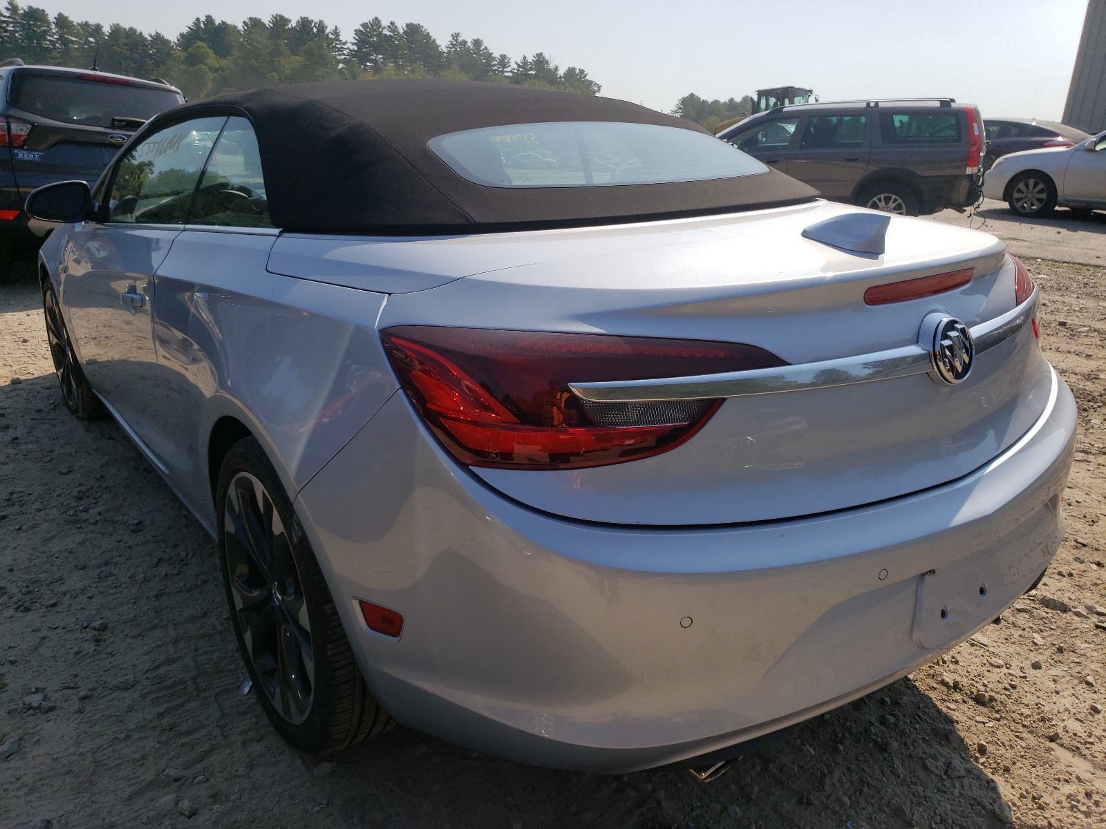 Photo 3 from auction – 2019 BUICK CASCADA PR with VIN W04WH3N5XKG318737