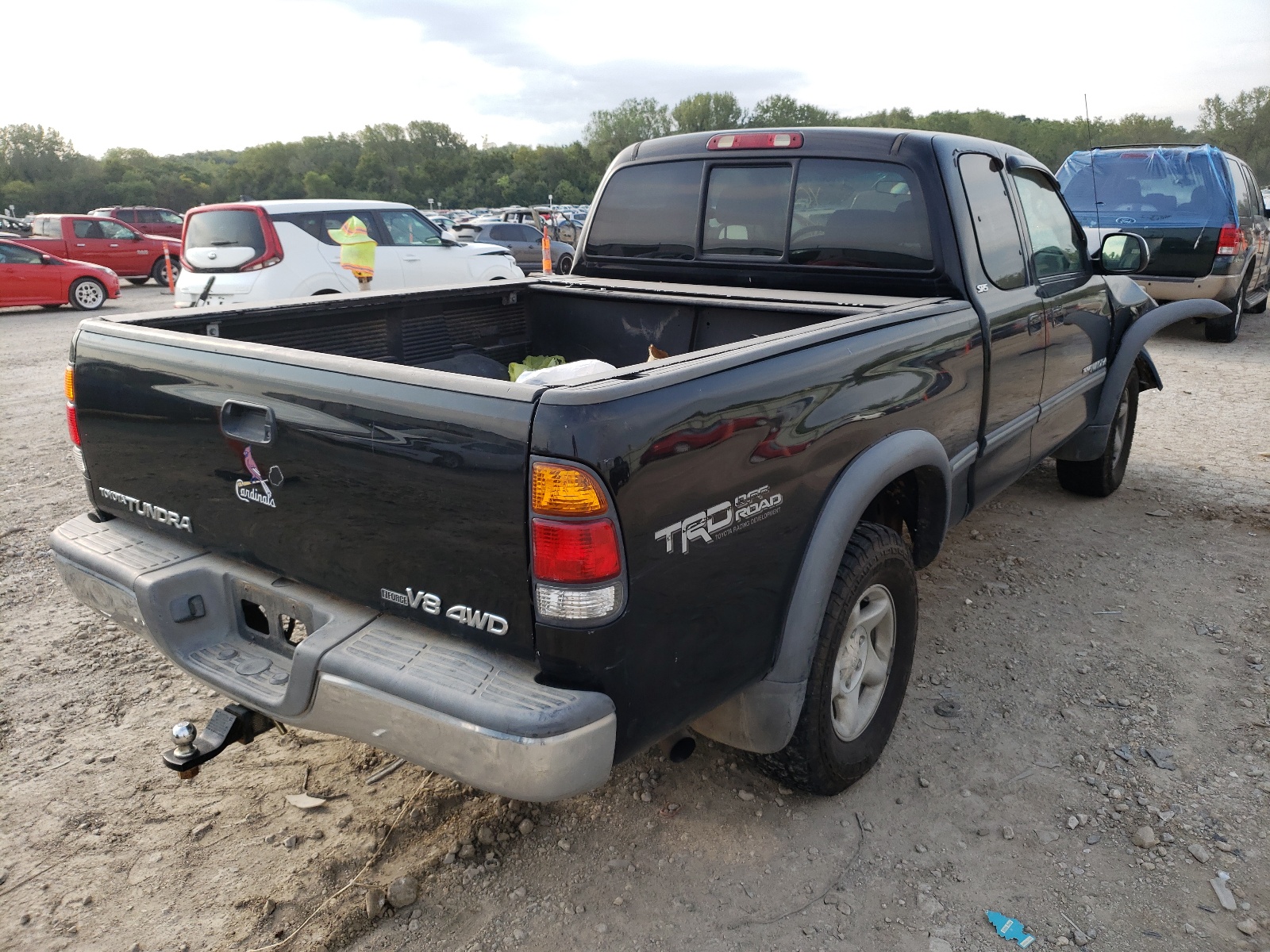 Photo 4 from auction – 2002 TOYOTA TUNDRA ACC with VIN 5TBBT44152S227249