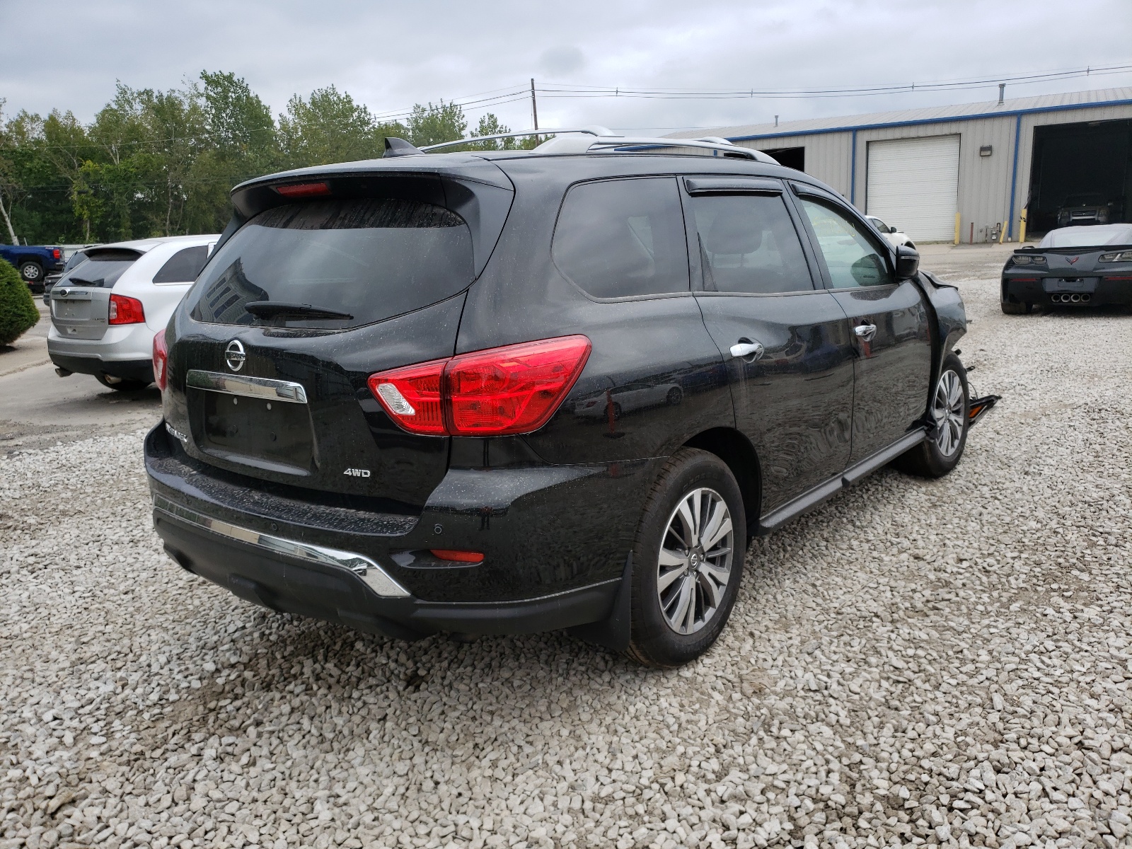 Photo 4 from auction – 2019 NISSAN PATHFINDER with VIN 5N1DR2MM8KC652958