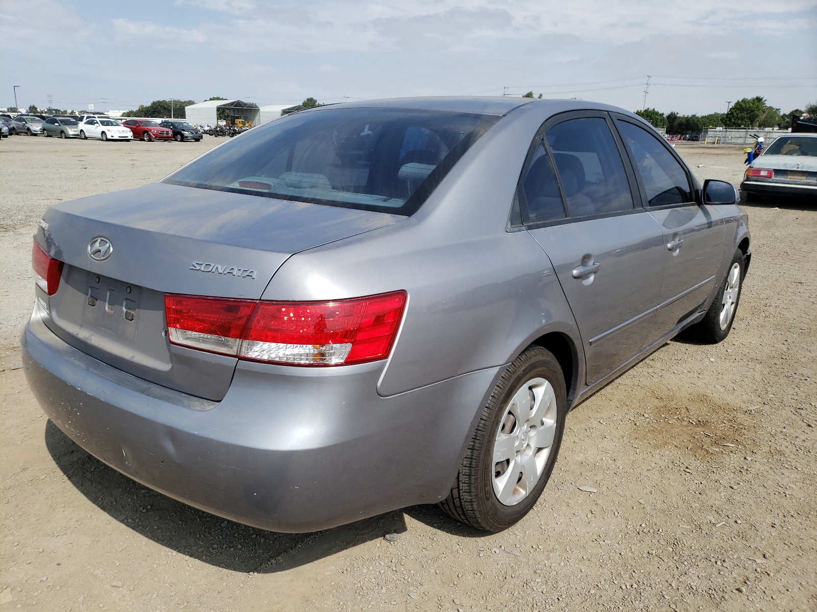 Photo 4 from auction – 2006 HYUNDAI SONATA GL with VIN 5NPET46C06H098822