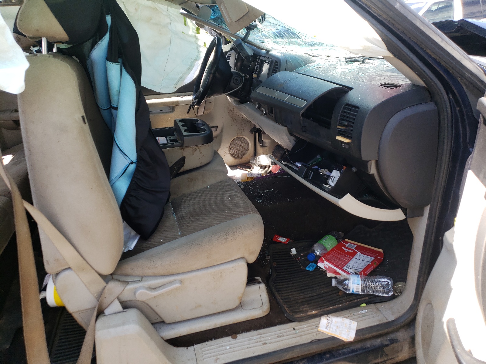 Photo 5 from auction – 2010 CHEVROLET SILVERADO with VIN 1GCSKSE31AZ139309