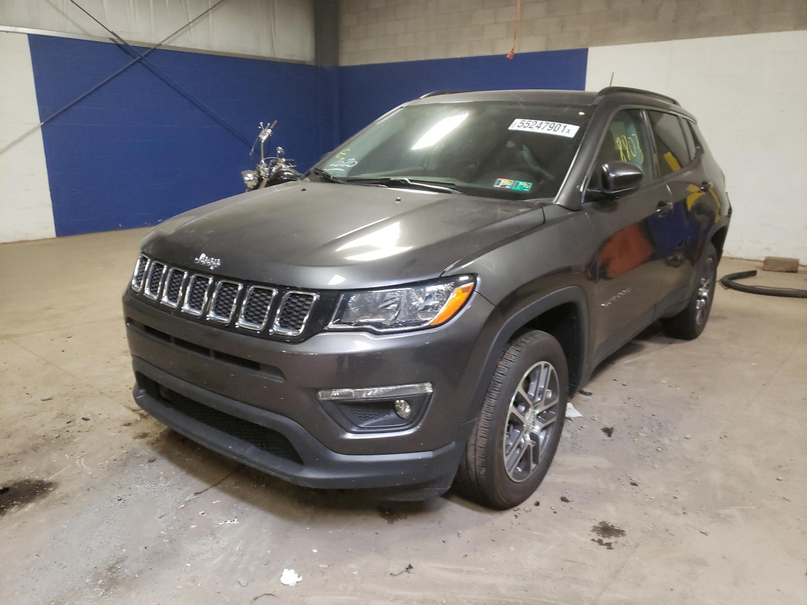 Photo 2 from auction – 2020 JEEP COMPASS LA with VIN 3C4NJDBB7LT256135