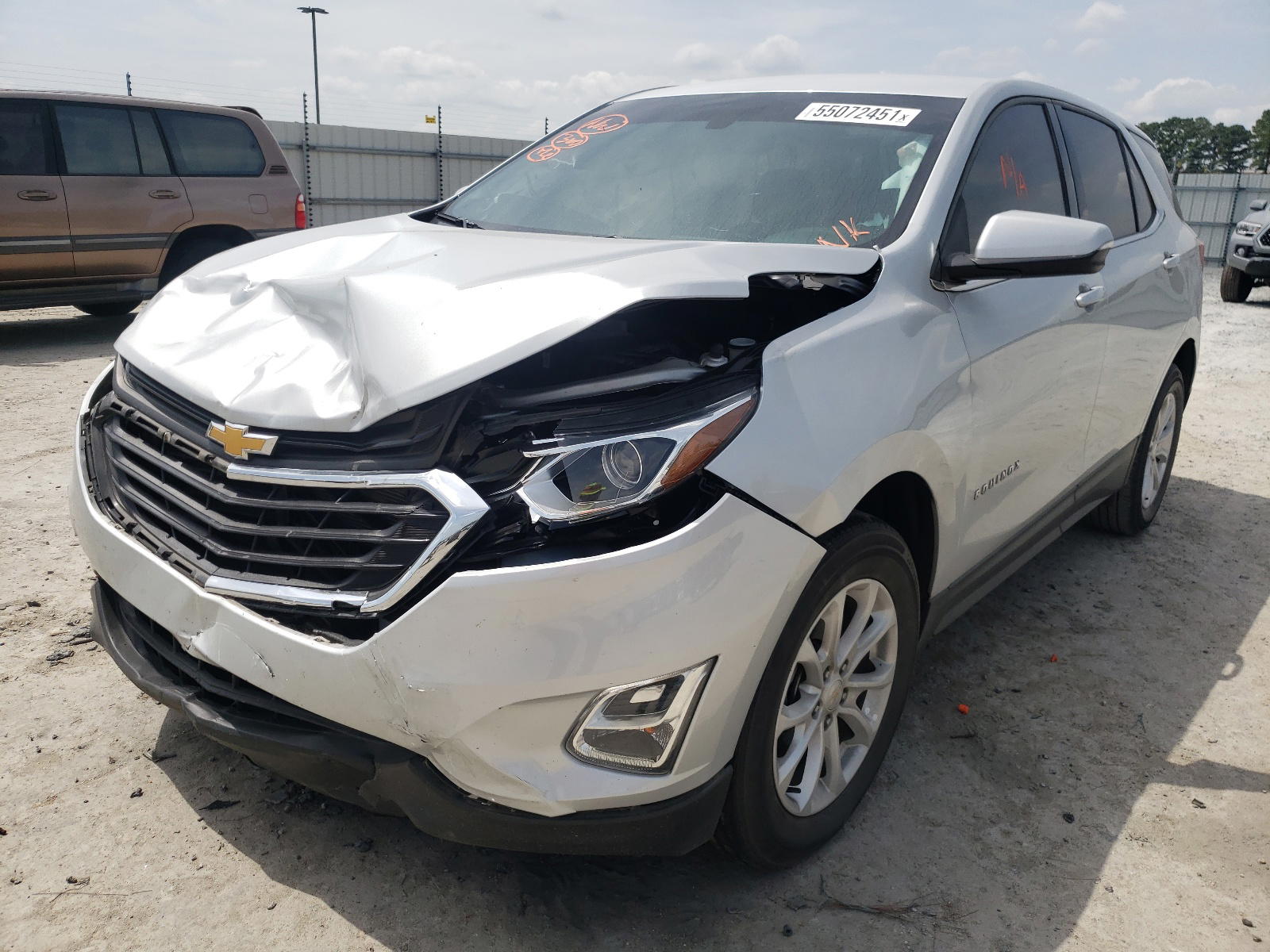 Photo 2 from auction – 2018 CHEVROLET EQUINOX LT with VIN 2GNAXJEV2J6262080
