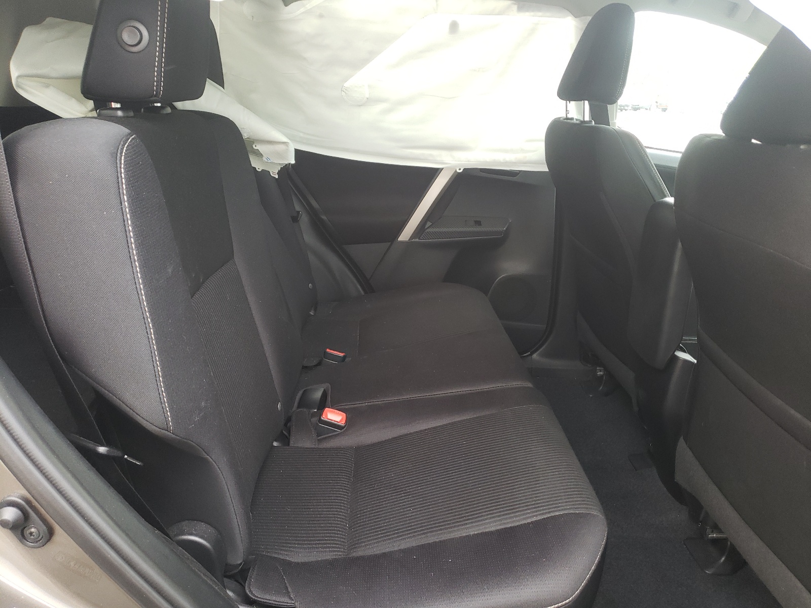 Photo 6 from auction – 2013 TOYOTA RAV4 XLE with VIN 2T3WFREV4DW051777