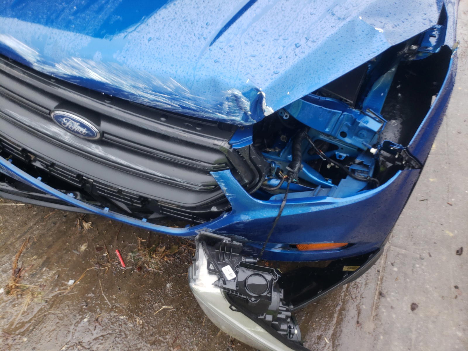 Photo 9 from auction – 2017 FORD ESCAPE S with VIN 1FMCU0F72HUB49080