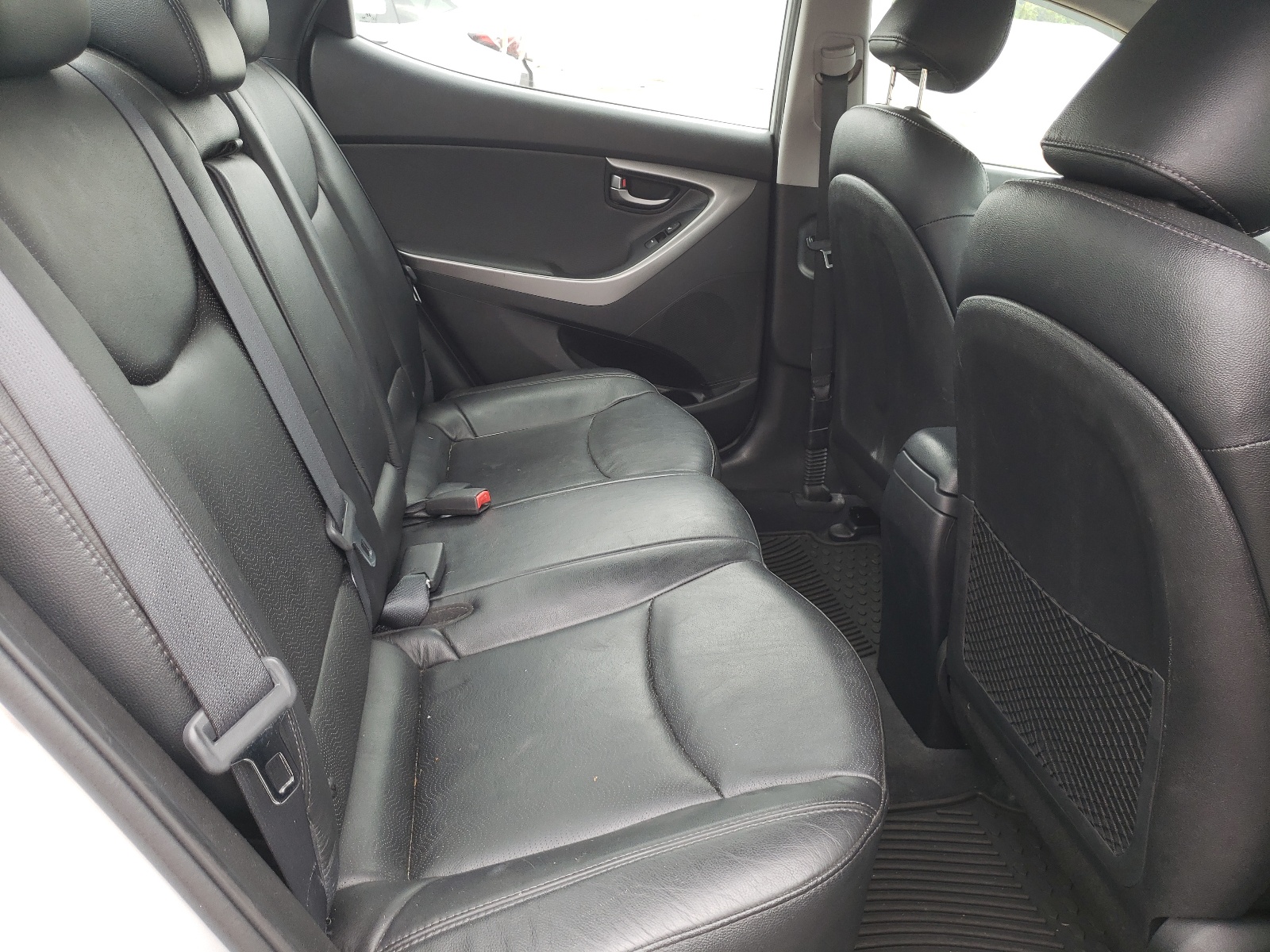 Photo 6 from auction – 2012 HYUNDAI ELANTRA GL with VIN 5NPDH4AE4CH098257
