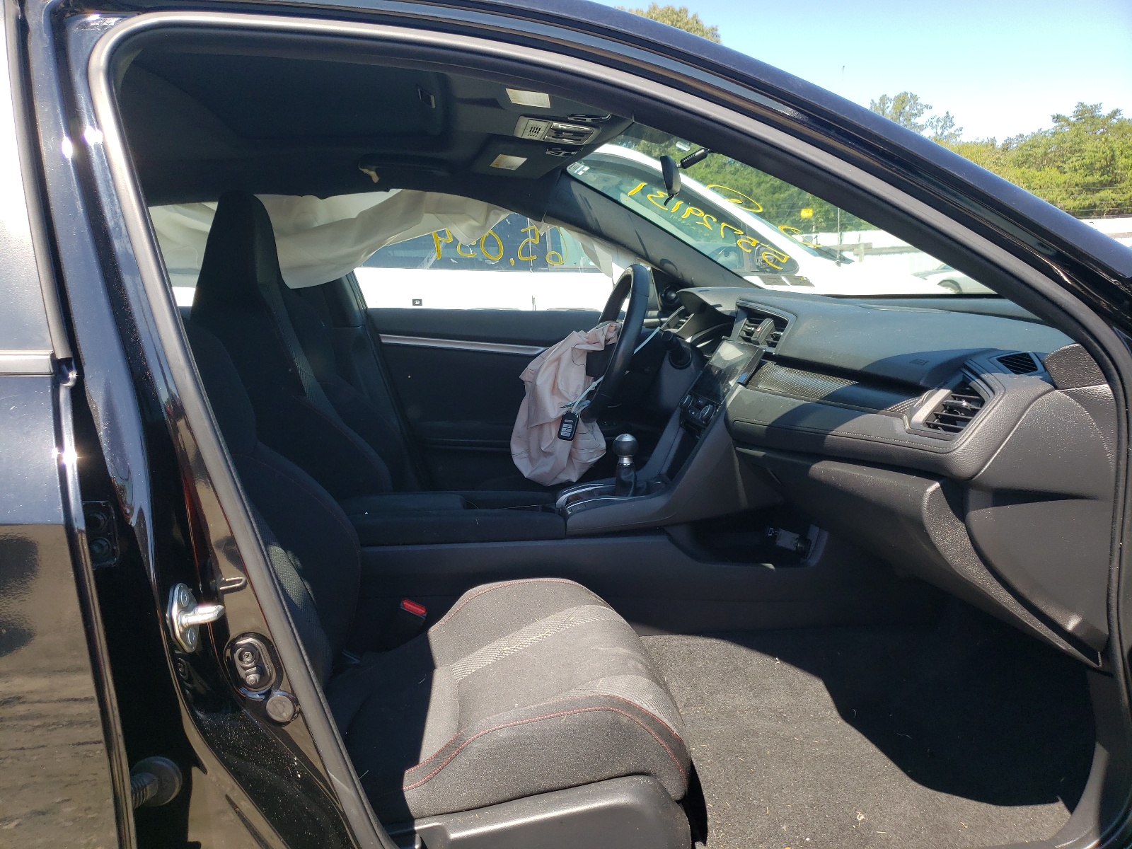 Photo 5 from auction – 2017 HONDA CIVIC SI with VIN 2HGFC1E55HH701931