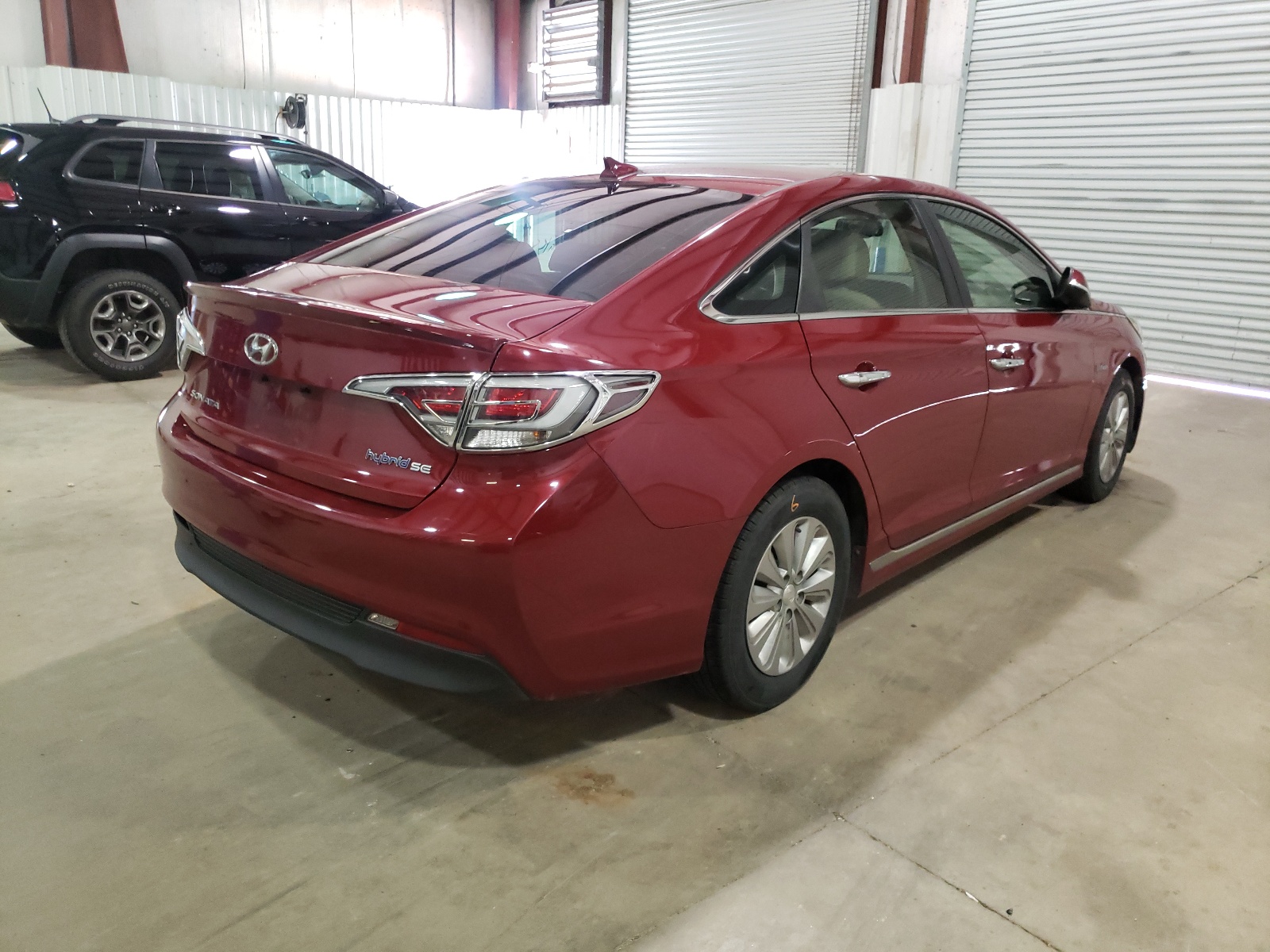 Photo 4 from auction – 2016 HYUNDAI SONATA HYB with VIN KMHE24L10GA013603