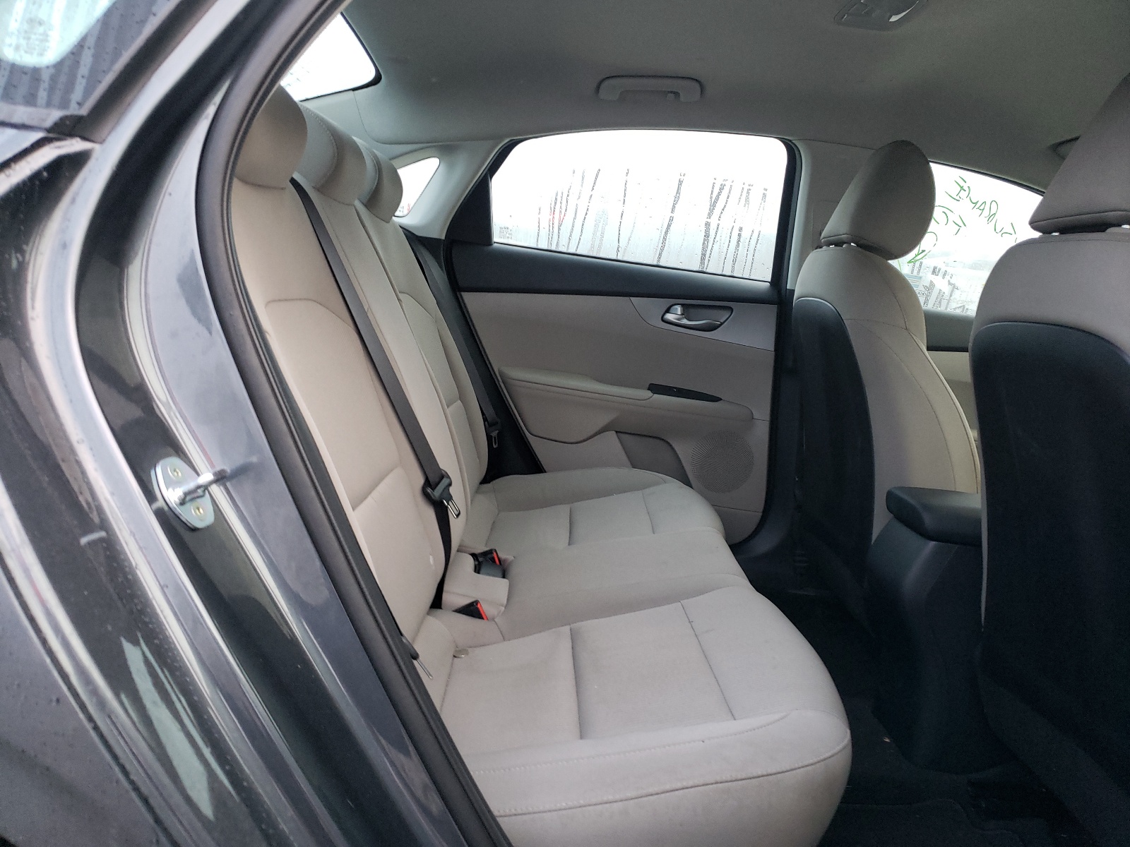 Photo 6 from auction – 2021 KIA FORTE FE with VIN 3KPF24AD7ME357394