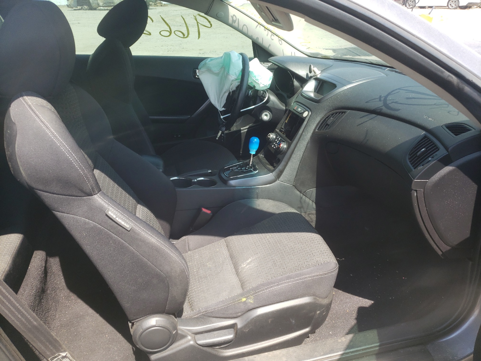 Photo 5 from auction – 2012 HYUNDAI GENESIS CO with VIN KMHHT6KD0CU070474