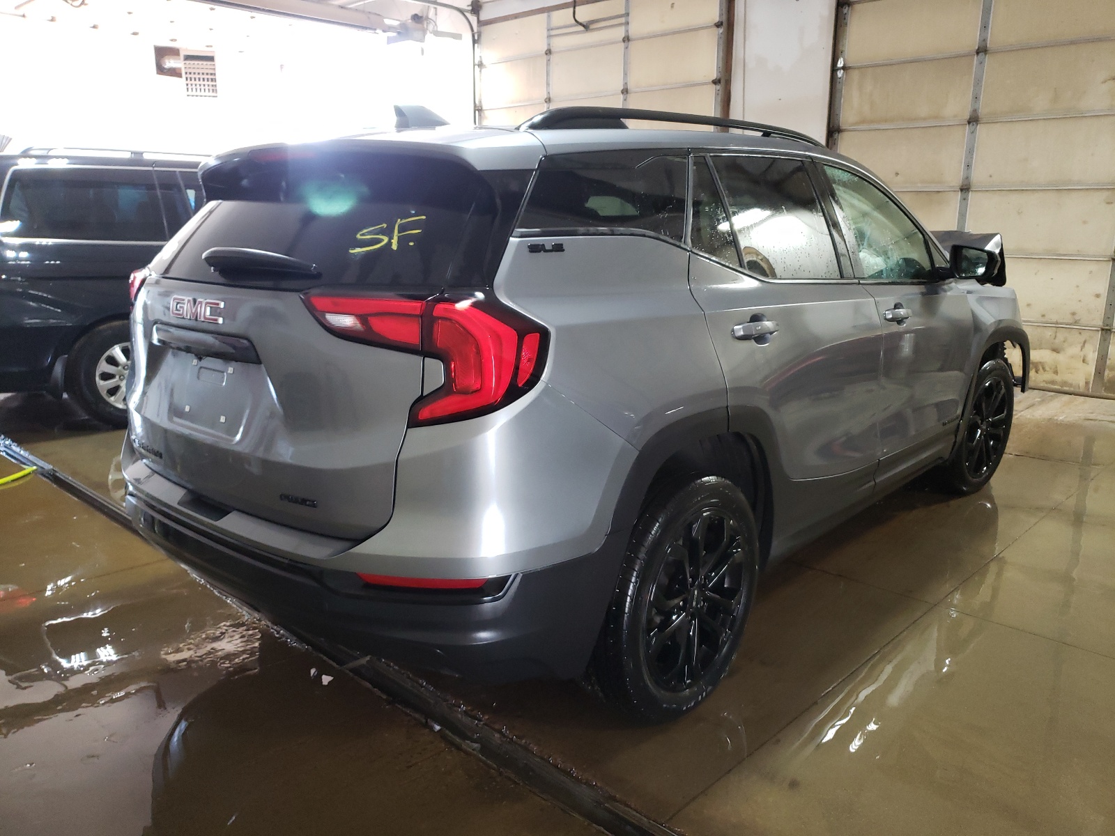 Photo 4 from auction – 2020 GMC TERRAIN SL with VIN 3GKALTEV8LL212514