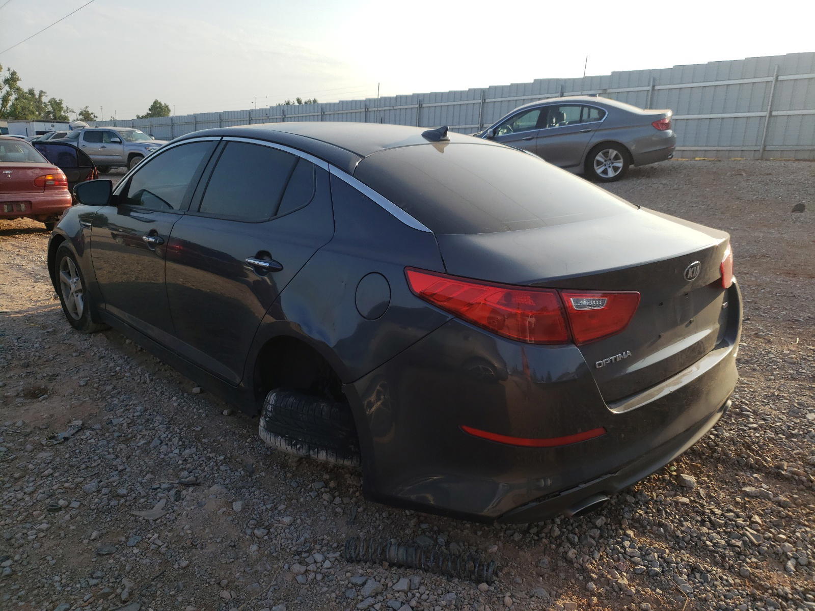 Photo 3 from auction – 2015 KIA OPTIMA LX with VIN KNAGM4A78F5633778