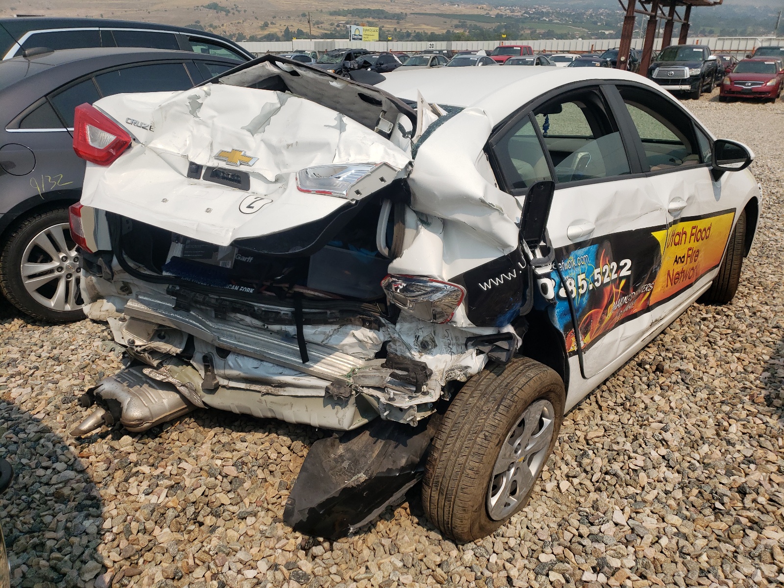 Photo 4 from auction – 2017 CHEVROLET CRUZE LS with VIN 3G1BC5SM5HS566388
