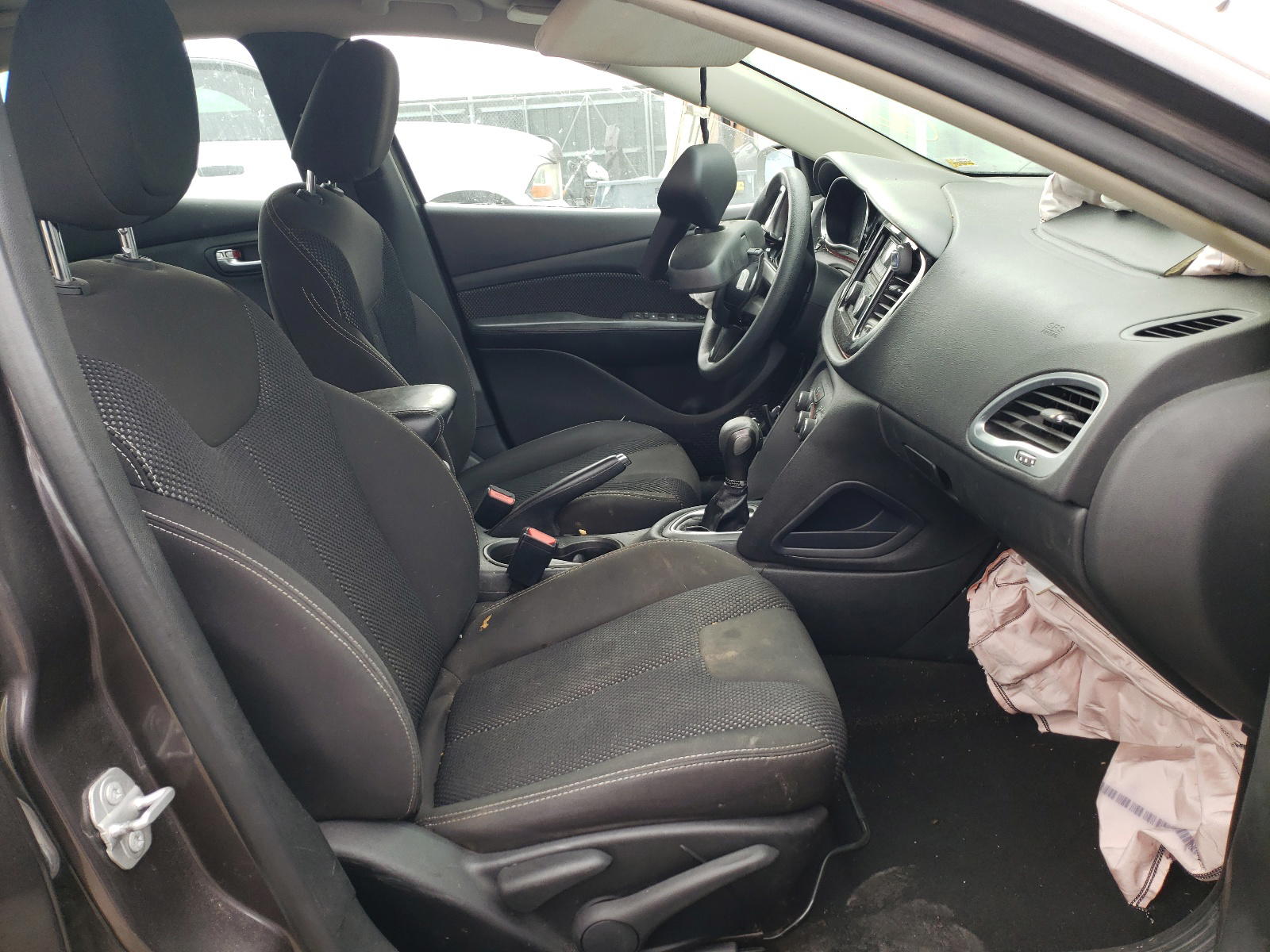Photo 5 from auction – 2016 DODGE DART SXT with VIN 1C3CDFBB0GD717265