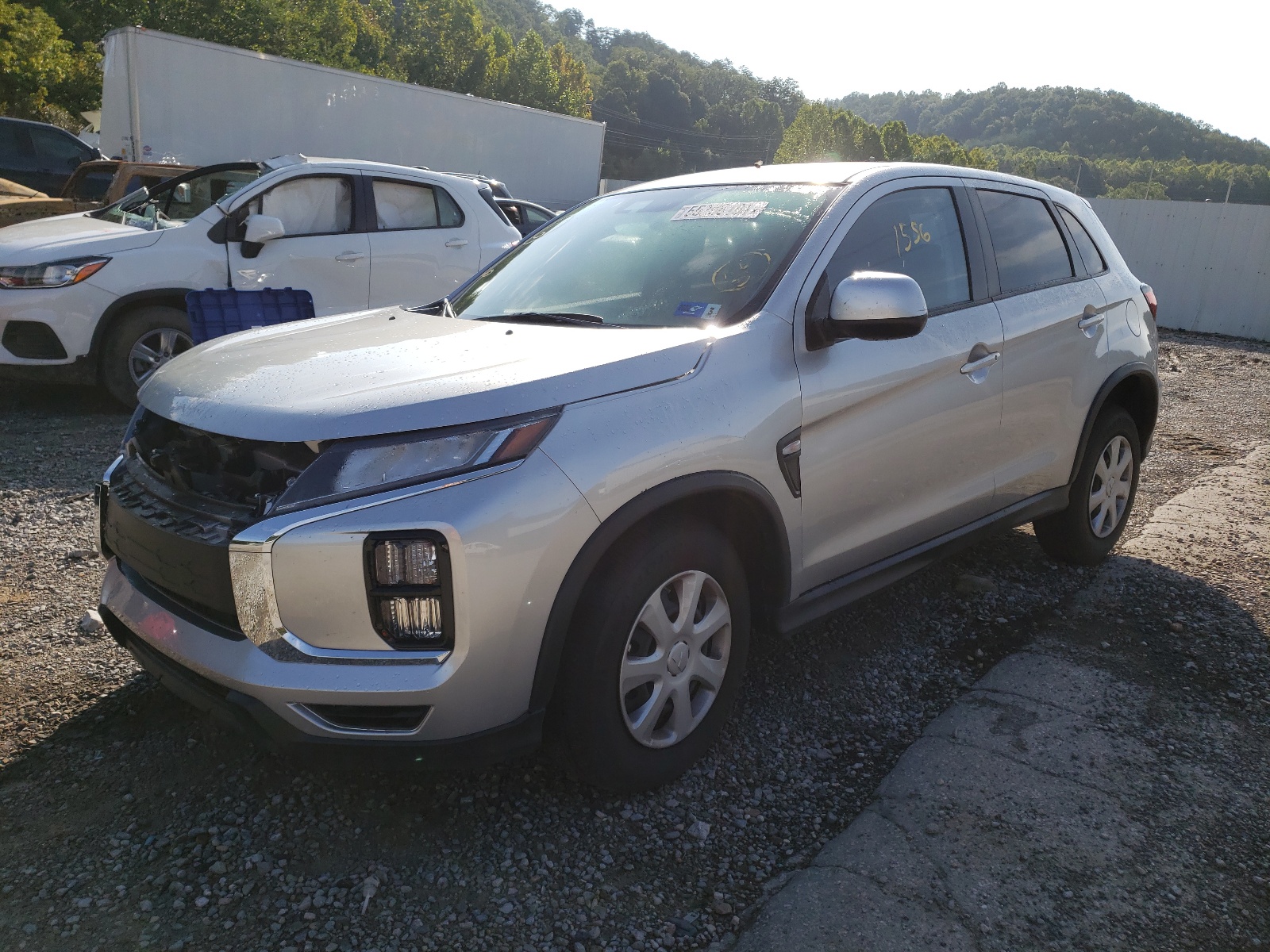 Photo 2 from auction – 2021 MITSUBISHI OUTLANDER with VIN JA4APUAU9MU020488