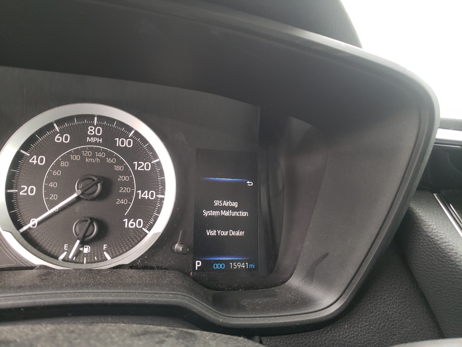 Photo 8 from auction – 2021 TOYOTA COROLLA LE with VIN 5YFEPMAE4MP154399