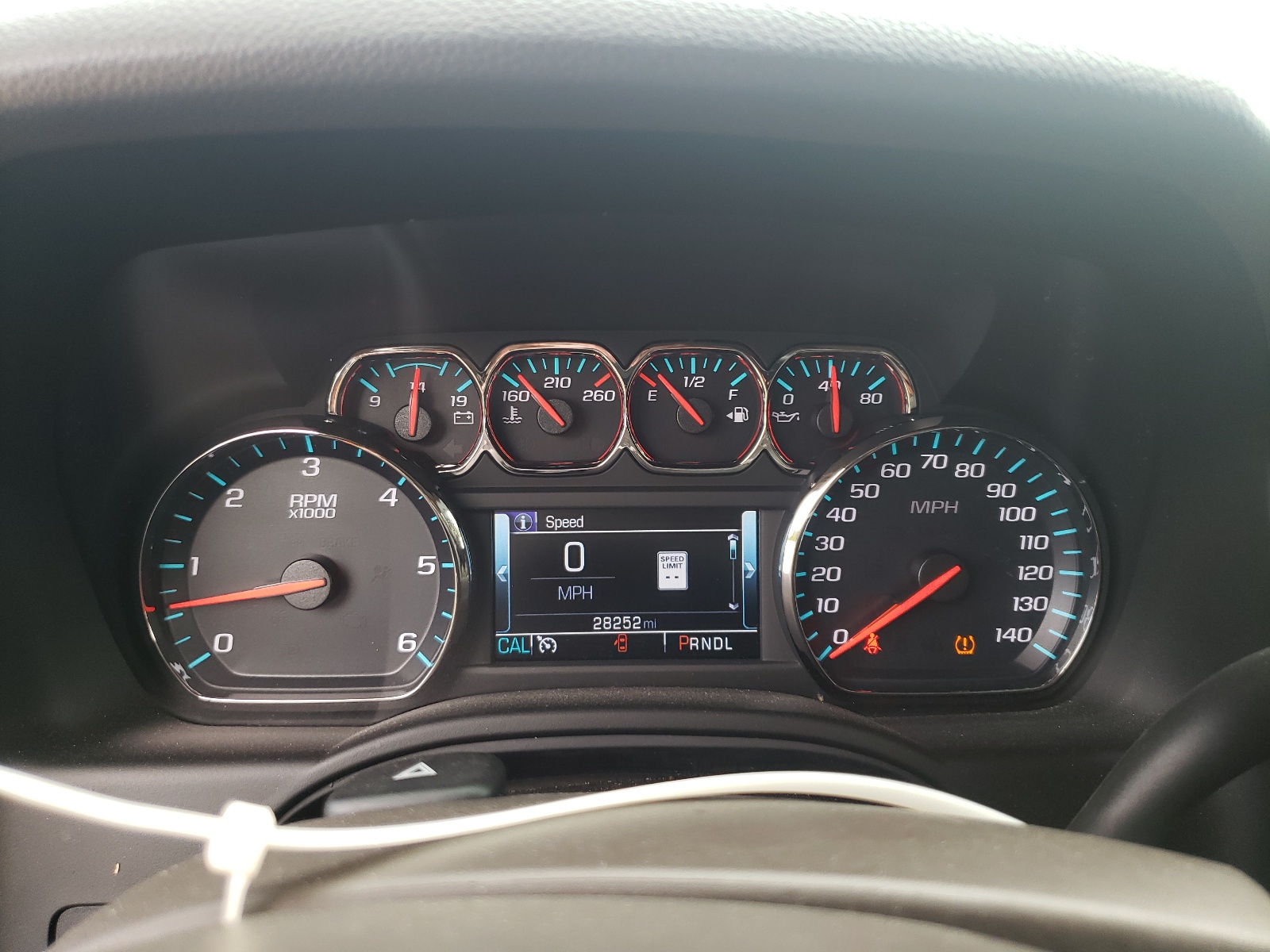 Photo 12 from auction – 2020 CHEVROLET SUBURBAN C with VIN 1GNSCHKC3LR121506